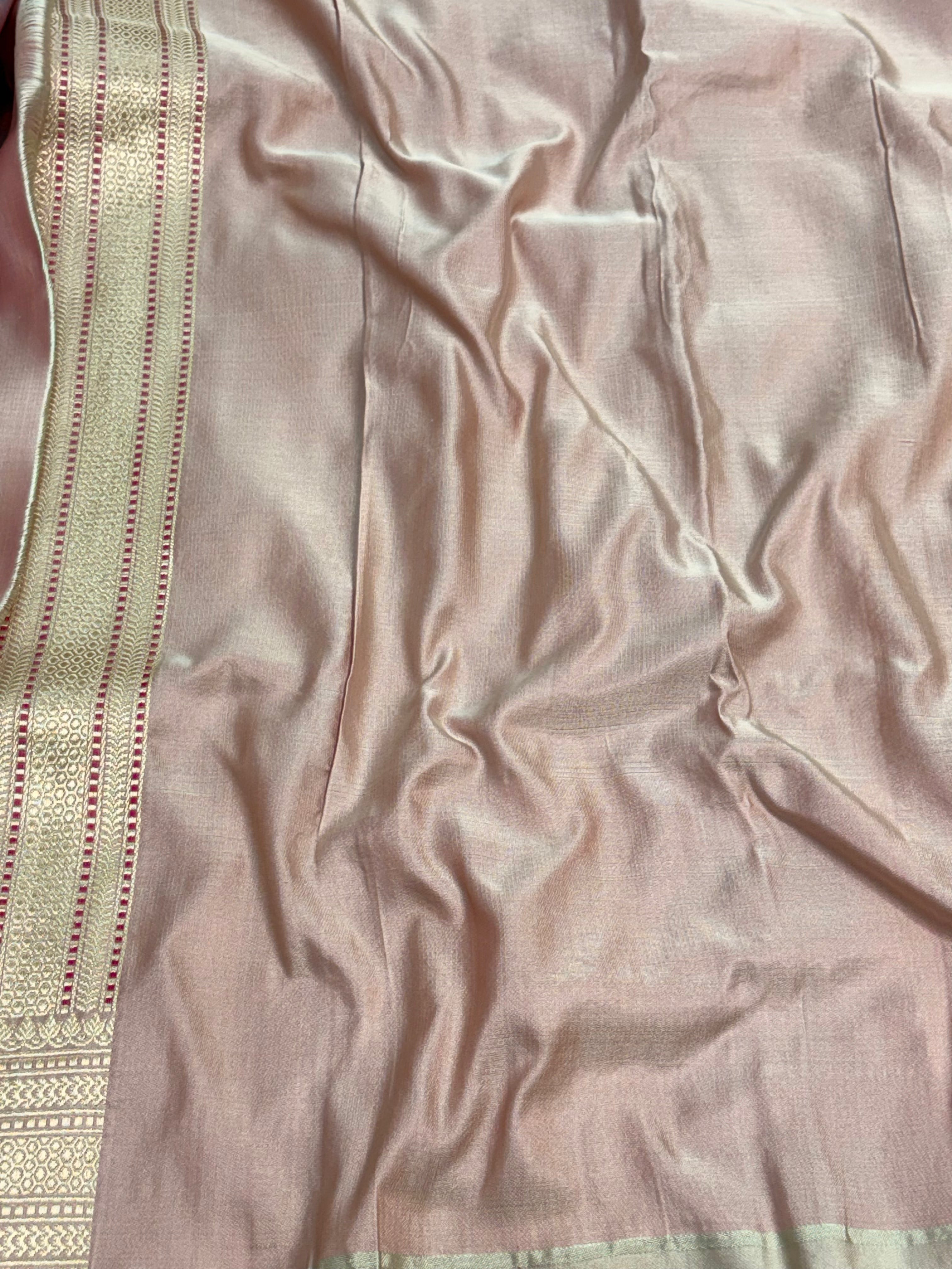 Lilac Handwoven Pure Banarasi Satin Tanchoi Silk Saree