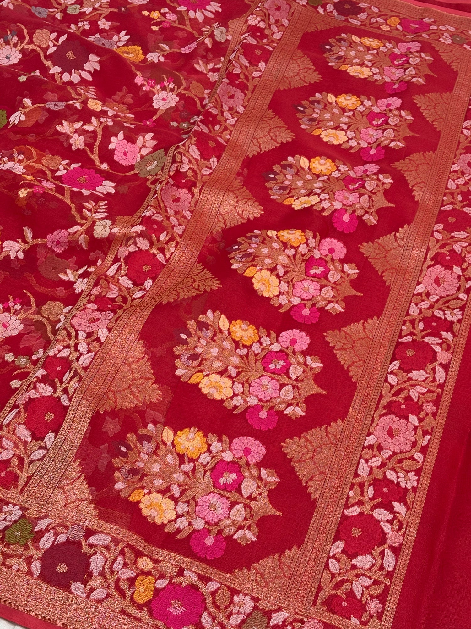 Red Handwoven Pure Banarasi Organza Jamdani Saree