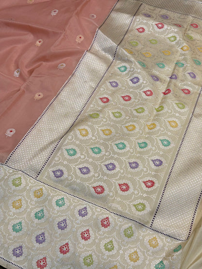 Light Peach Handwoven Pure Banarasi Organza Silk Saree with Kadiyal Border