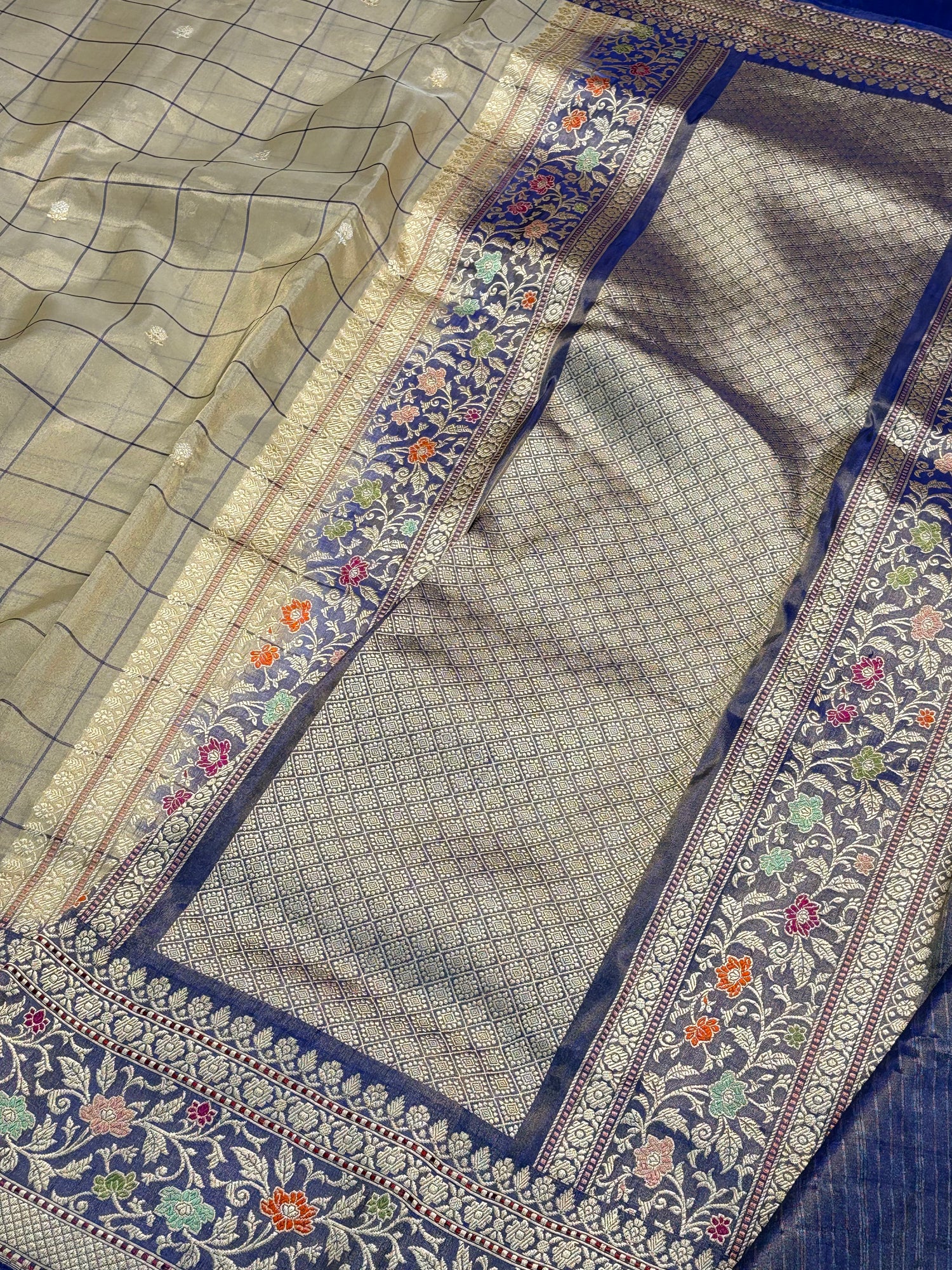Cream Handwoven Pure Banarasi Tissue Silk Saree with Kadiyal Border