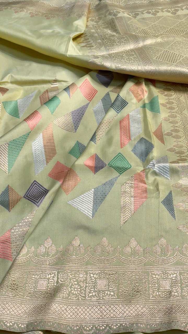 Pista Green Banarasi Katan Silk Handwoven Saree
