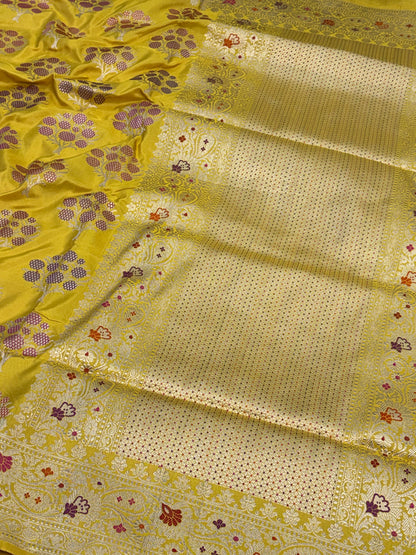 Handwoven Banarasi Mustard Yellow Pure Katan Silk Buta Jangla Weaving Saree