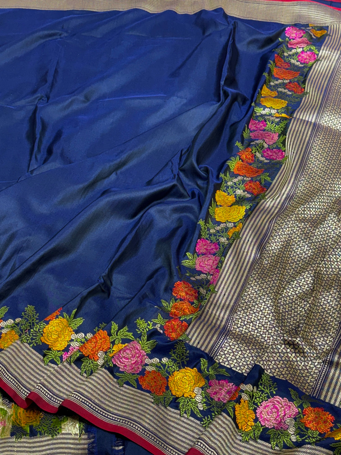 Neavy Blue Pure Banarasi Katan Silk Handwoven Saree