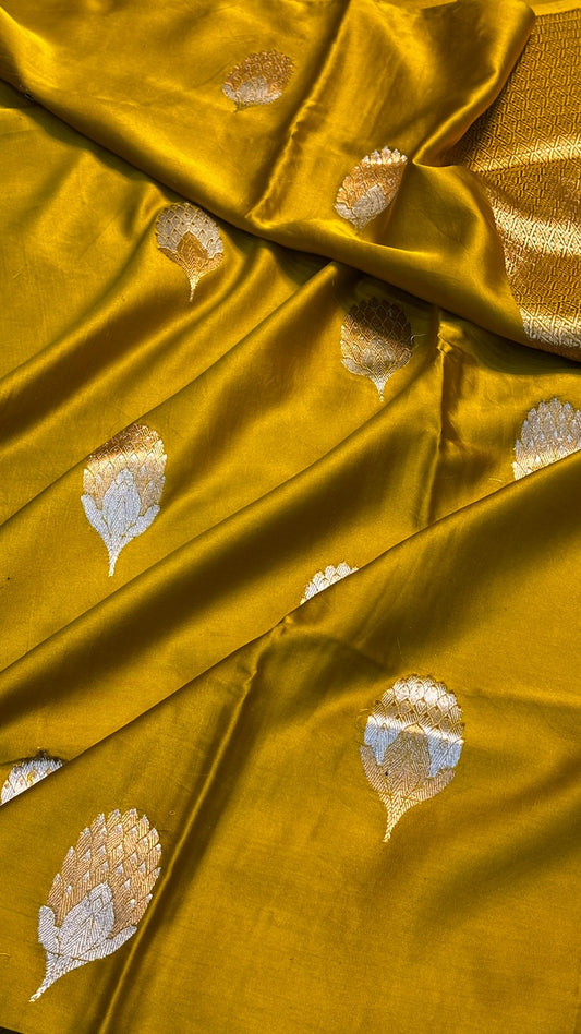Musterd Yellow  Mashru Silk Banarasi  Handwoven Saree