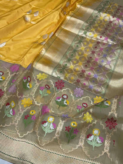 Yellow Handwoven Pure Banarasi Ektara Silk Saree with Kadhiyaal Kora Border