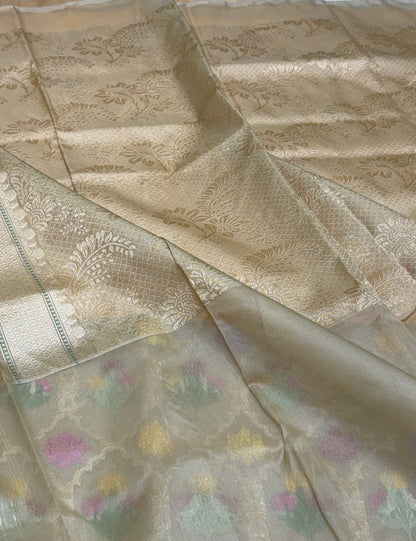 Yellow Handwoven Pure Banarasi Ektara Silk Saree with Kadhiyaal Kora Border