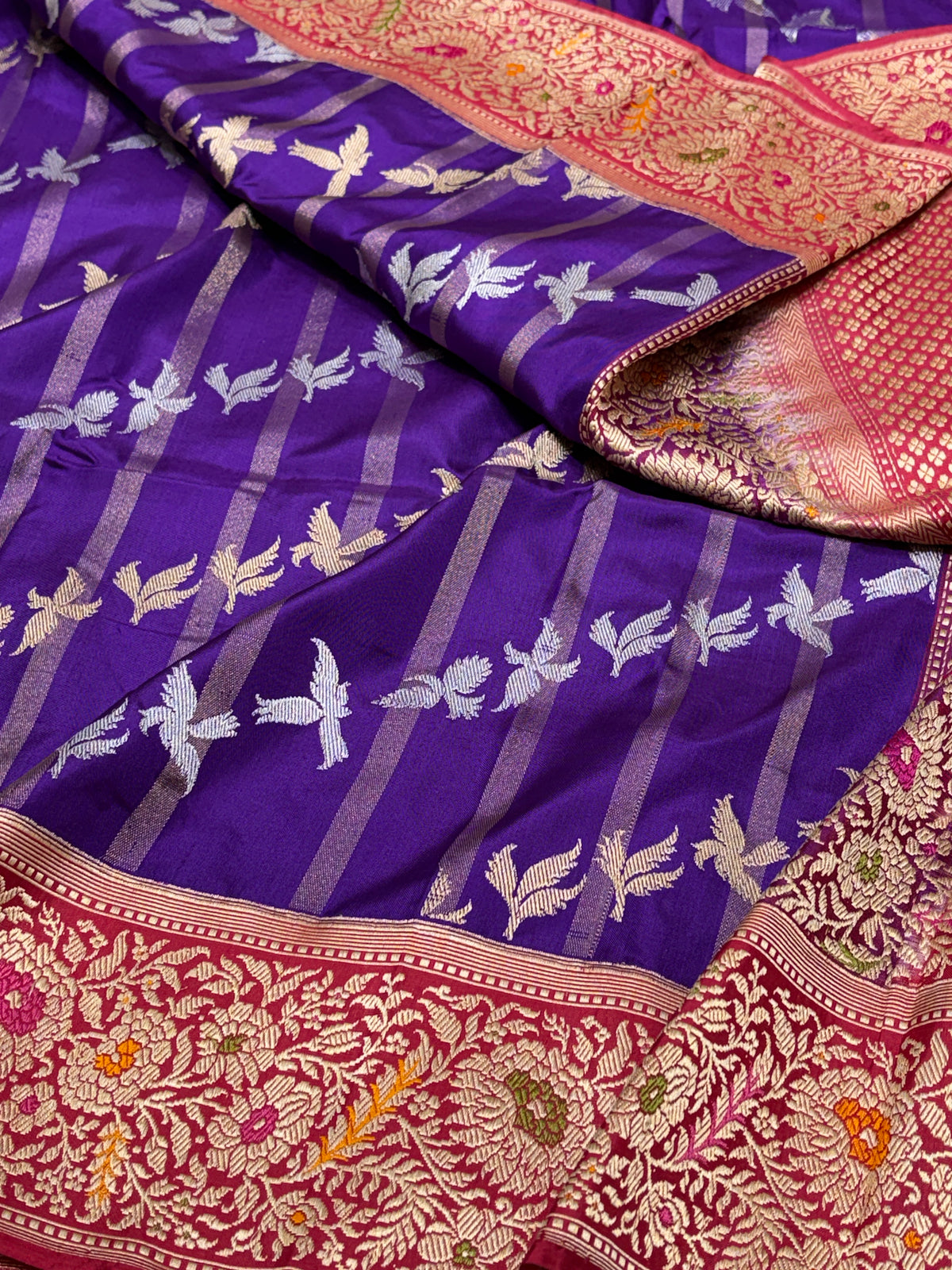Purple Handwoven Pure Banarasi Ektara Silk Saree with Kadhiyaal Border