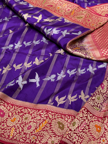 Purple Handwoven Pure Banarasi Ektara Silk Saree with Kadhiyaal Border