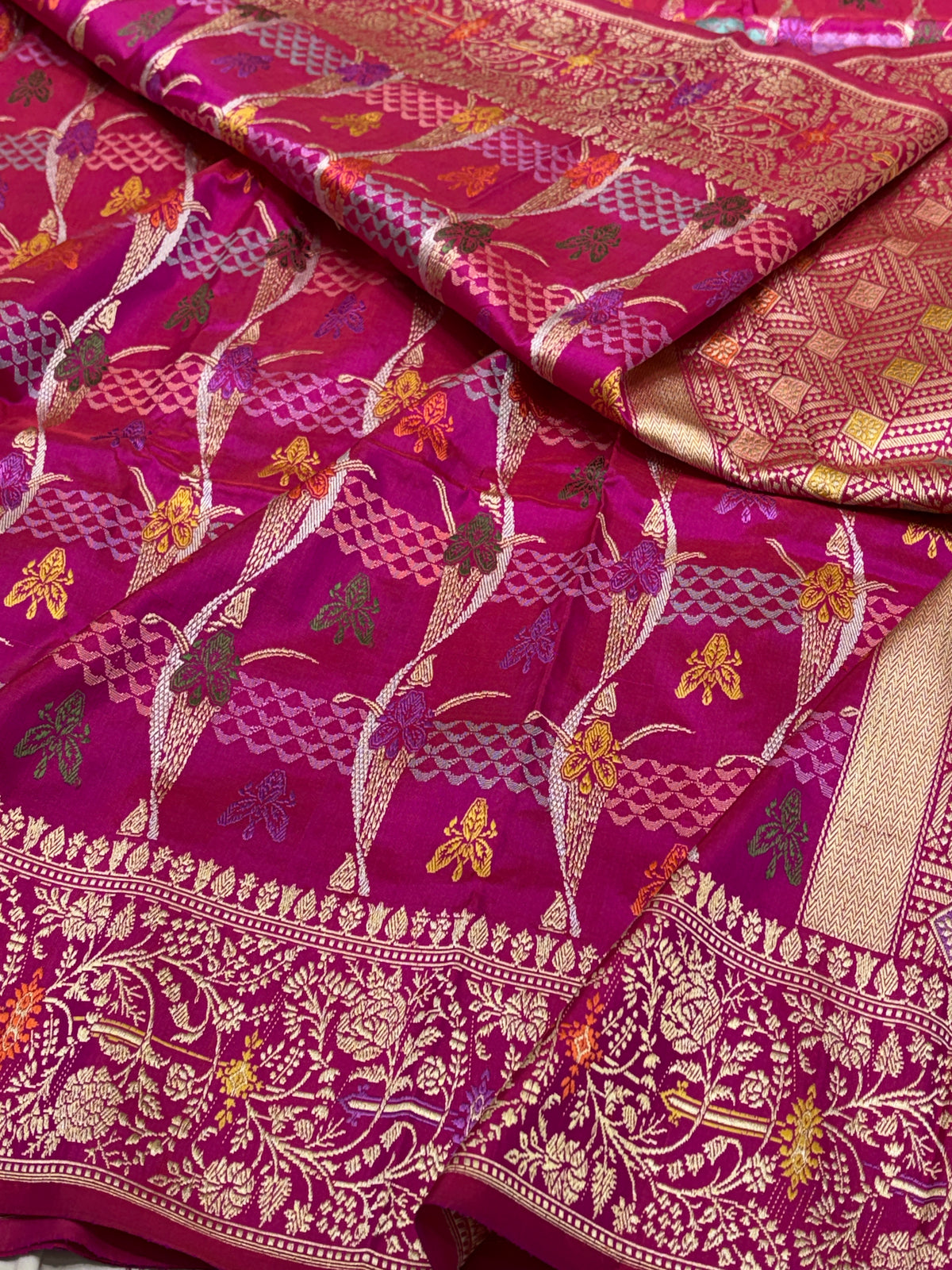 Rani Pink Handwoven Pure Banarasi Katan Silk Saree