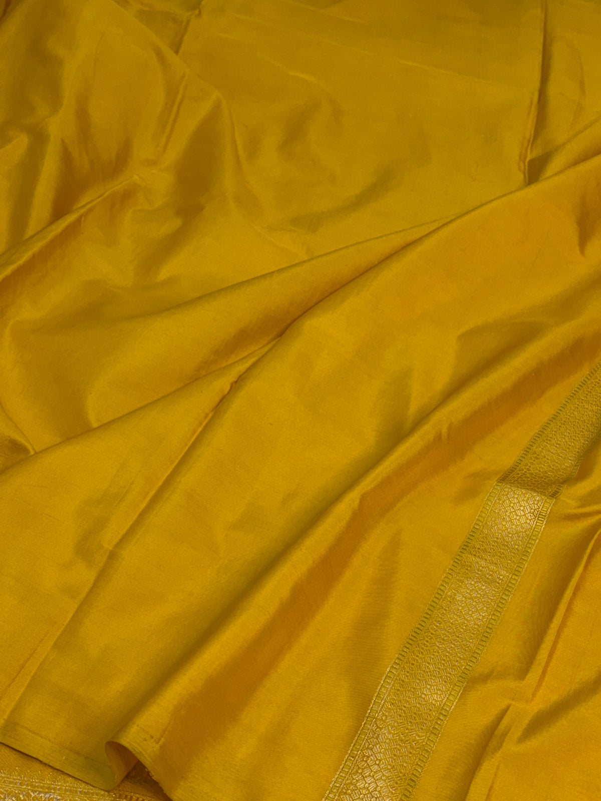 Yellow Handwoven Pure Banarasi Katan Silk Saree