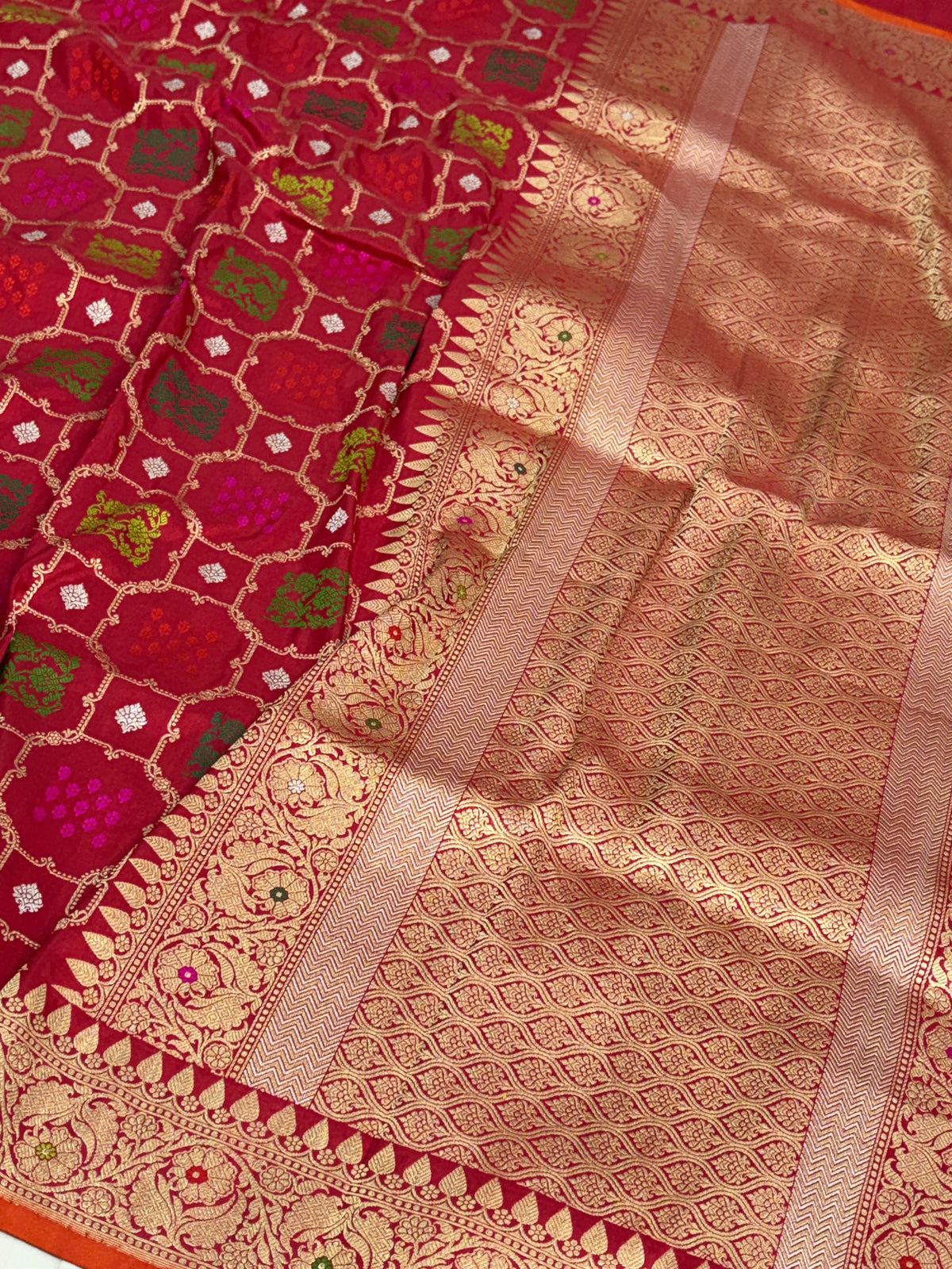 Red handwoven pure BANARSI KATAN silk saree