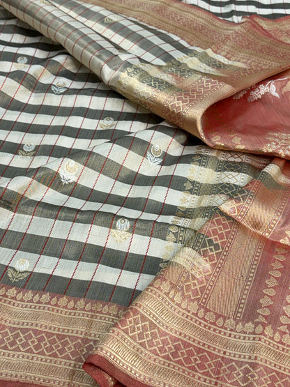 Pink Handwoven Pure Banarasi Tissue Silk Saree