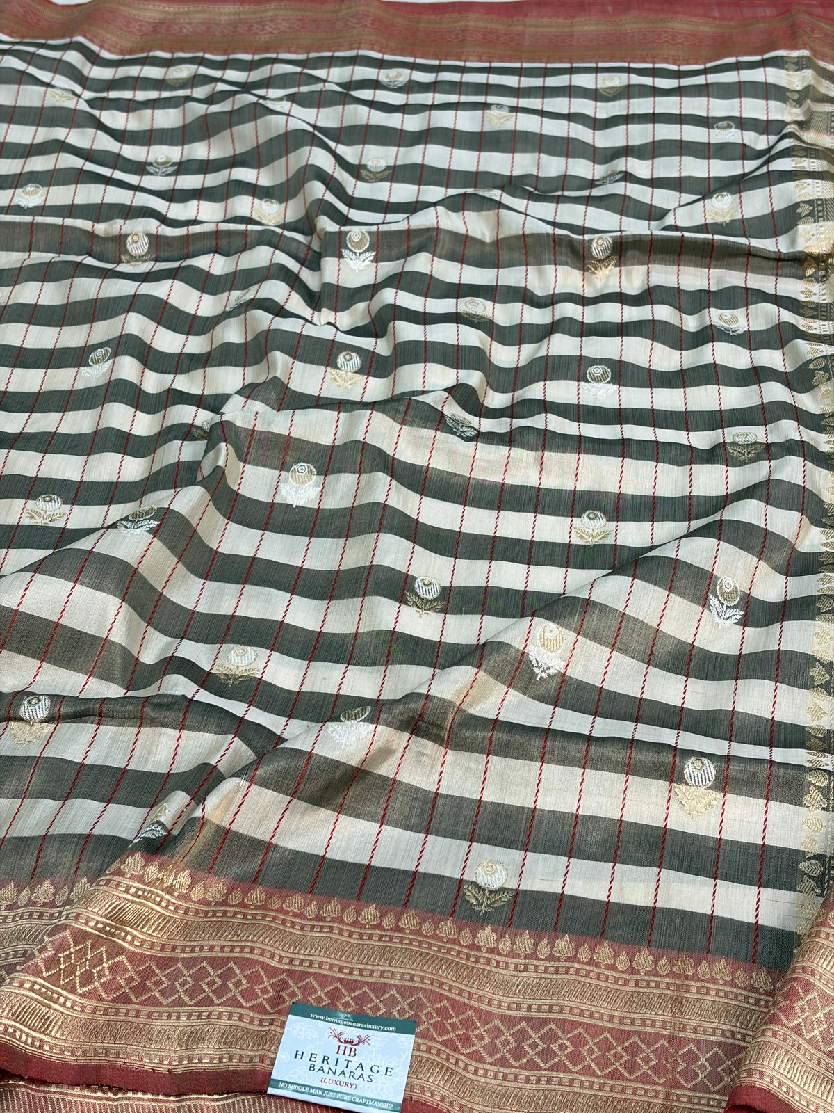 Pink Handwoven Pure Banarasi Tissue Silk Saree