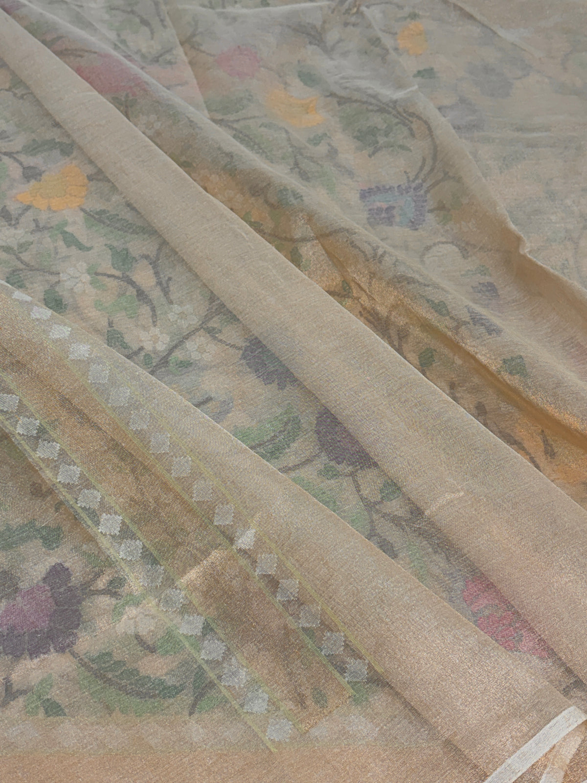 Ivory Handwoven Real Zari Banarasi Tissue Jamdani Saree