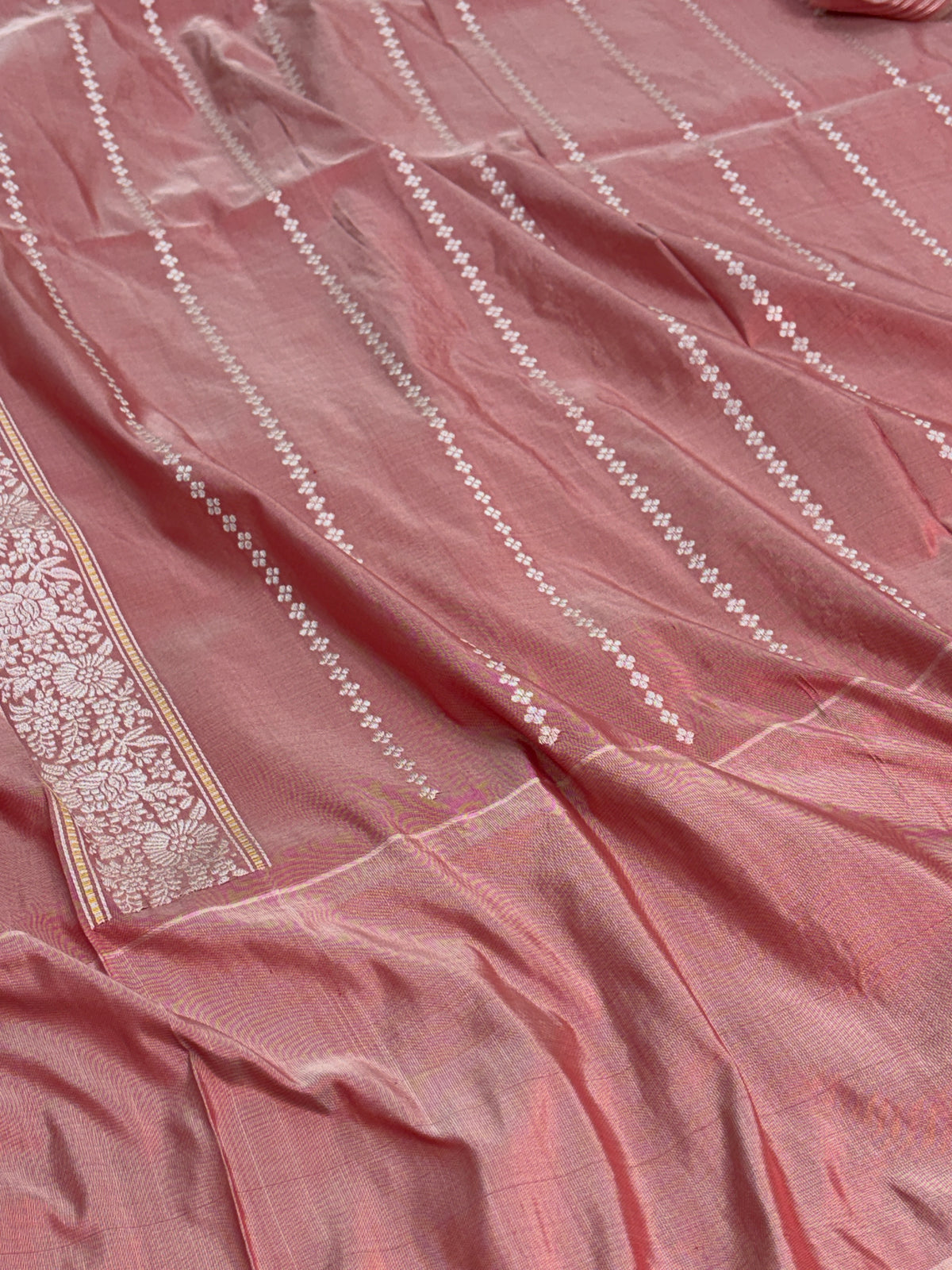 Gold Handwoven Pure Banarasi Kota Tissue Saree with Kadhiyaal Border