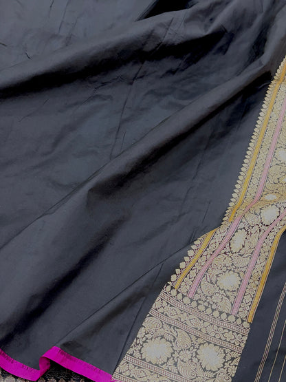 Black Handwoven Pure Banarasi Brocade Katan Silk Saree