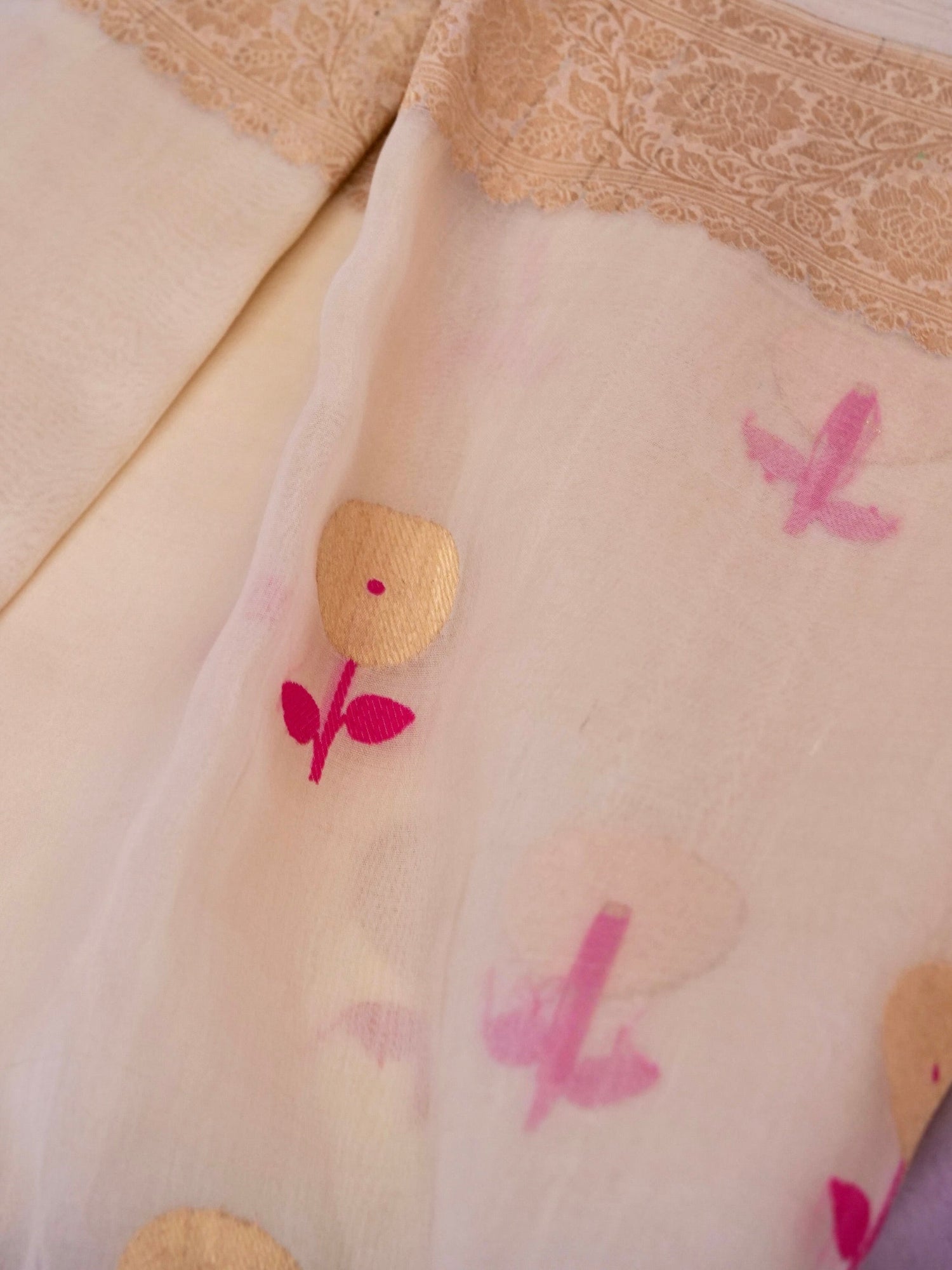 Handloom Banarasi Kora Organza Saree