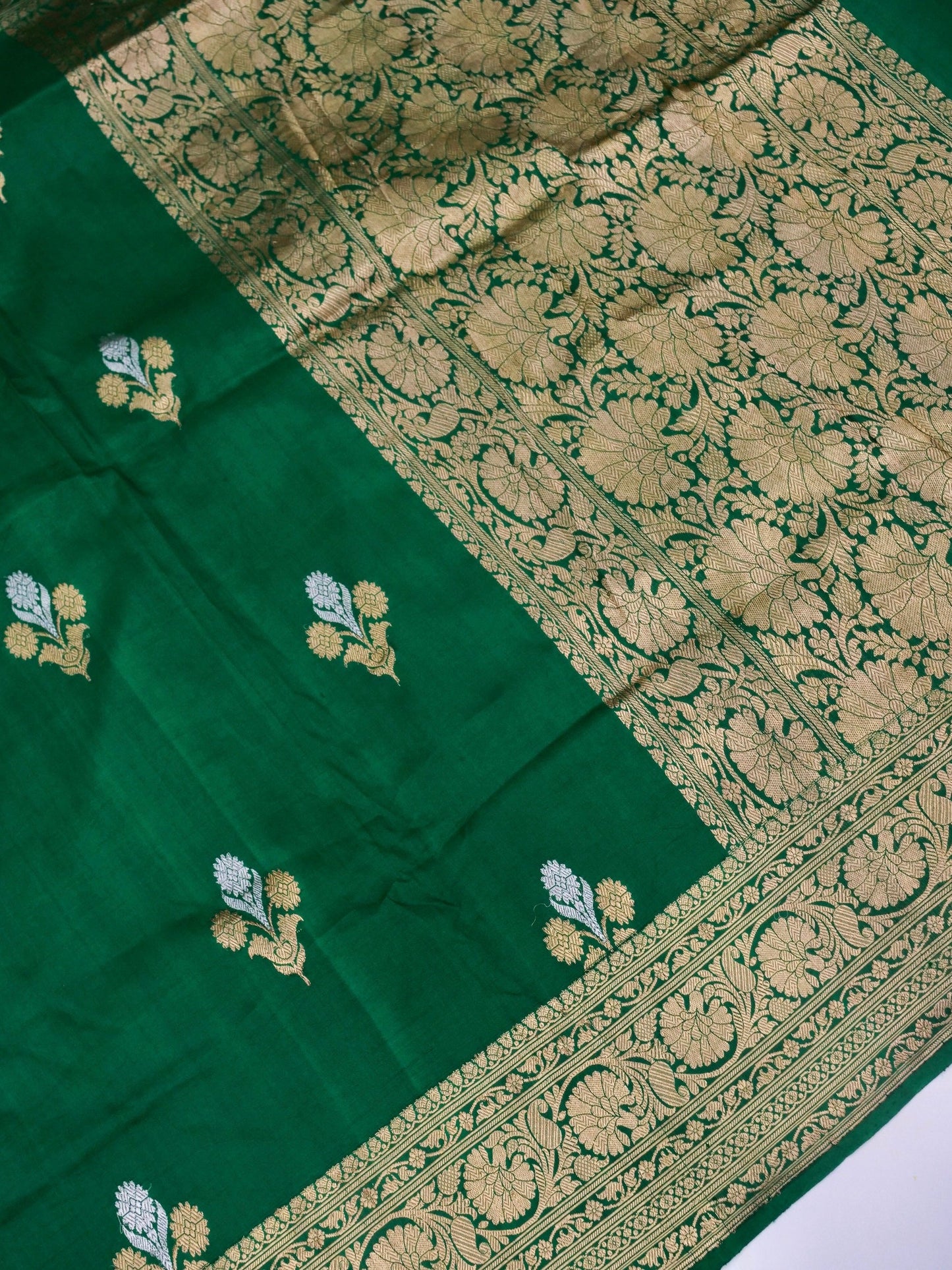 Pure Green Banarasi Mango Katan Silk Saree with  Kadhwa Buti