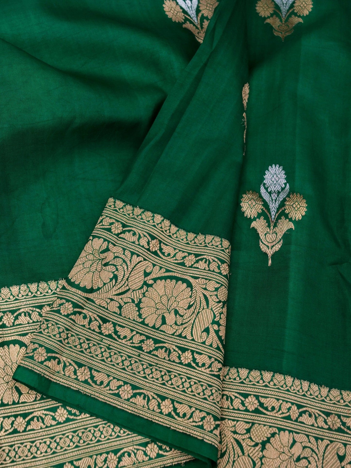 Pure Green Banarasi Mango Katan Silk Saree with  Kadhwa Buti