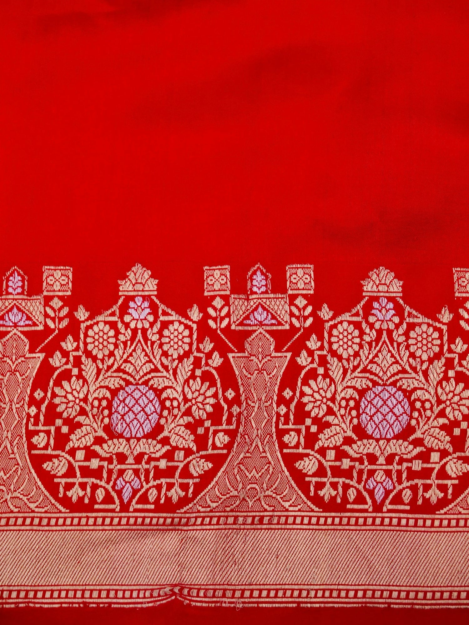 Pure Red Banarasi R Mango Katan Silk Saree with Kadhwa Buti Work