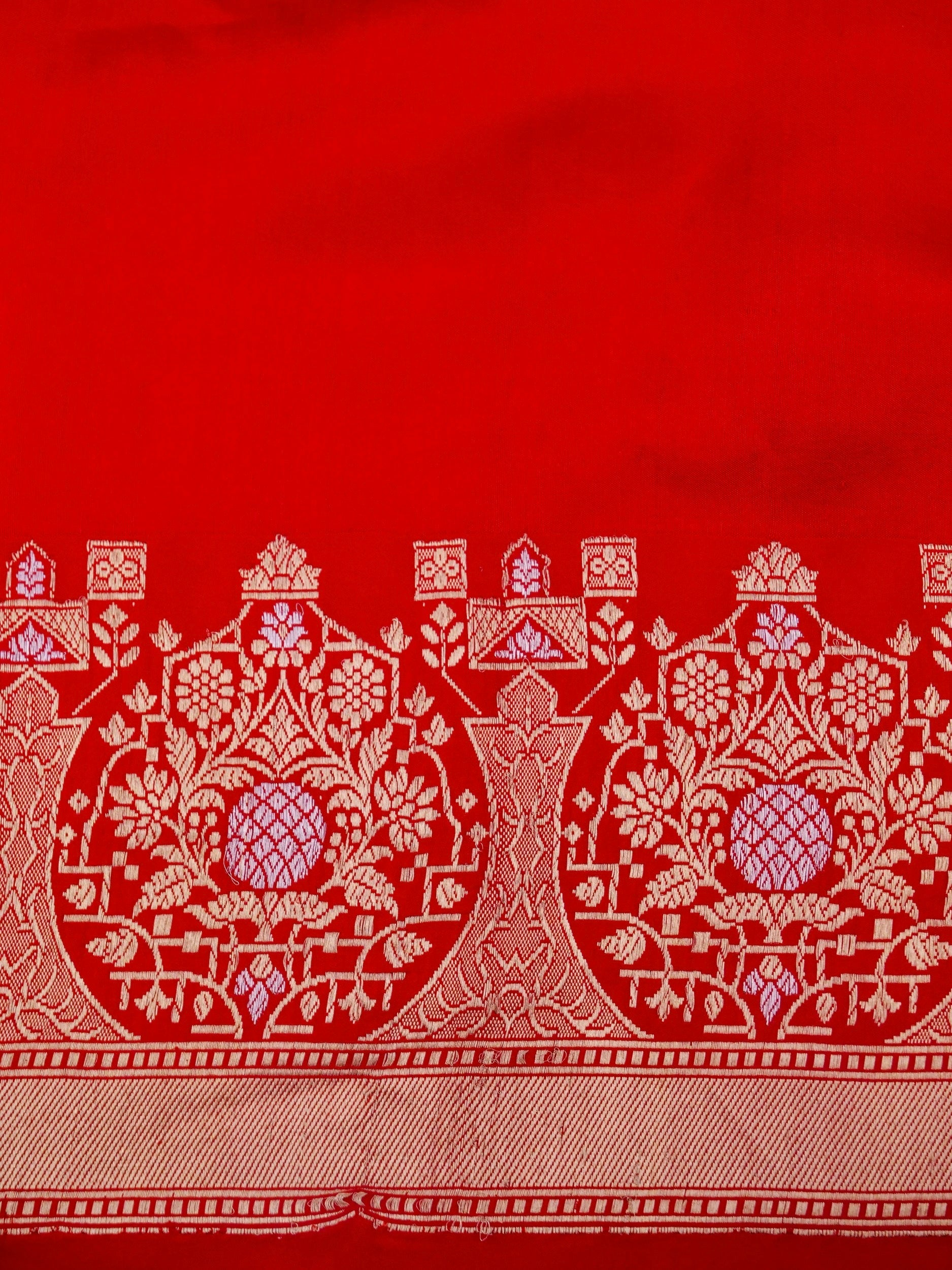 Pure Red Banarasi R Mango Katan Silk Saree with Kadhwa Buti Work