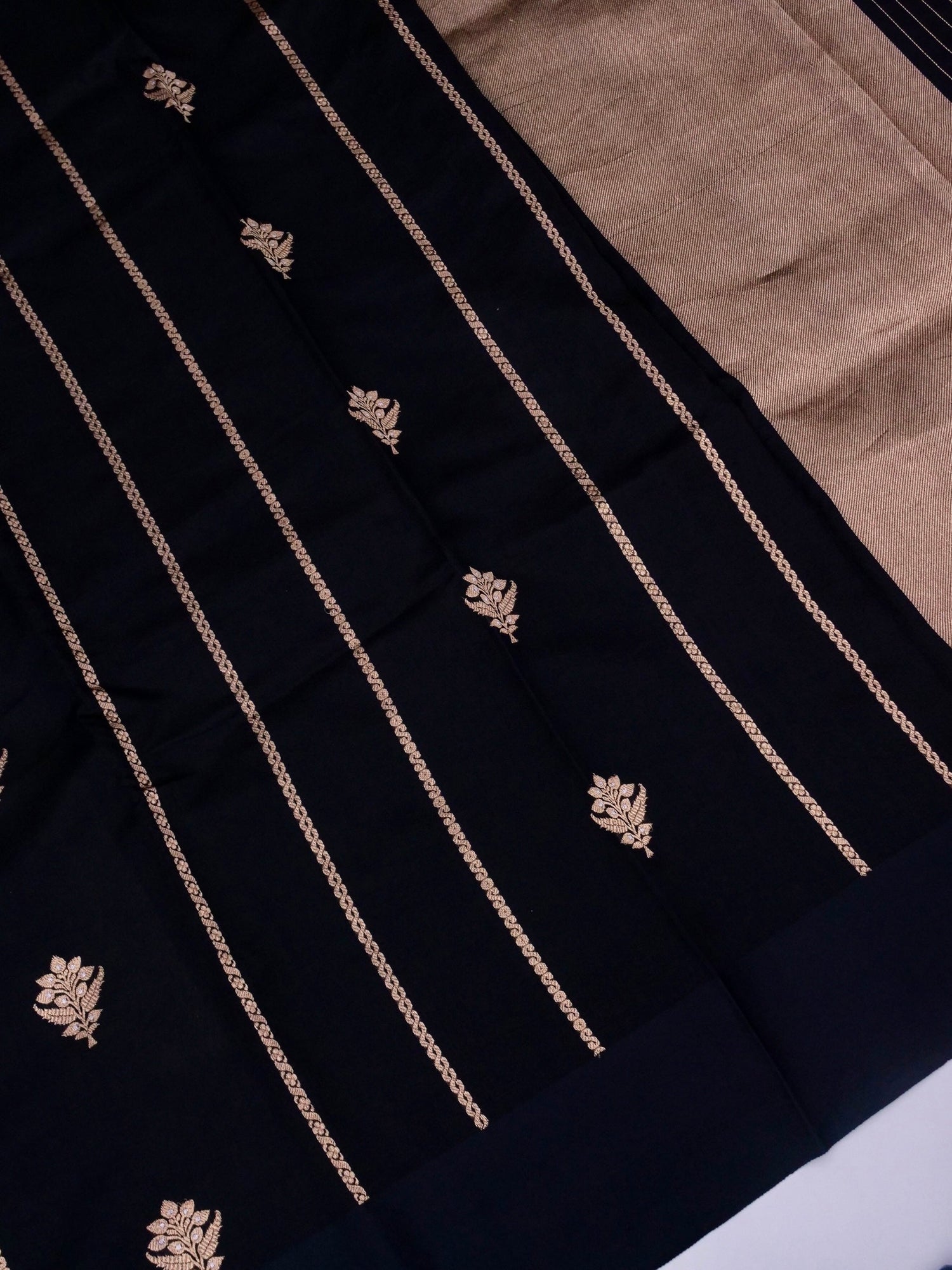 Pure Banarasi Mango Katan Silk Saree - Silk Mark Certified