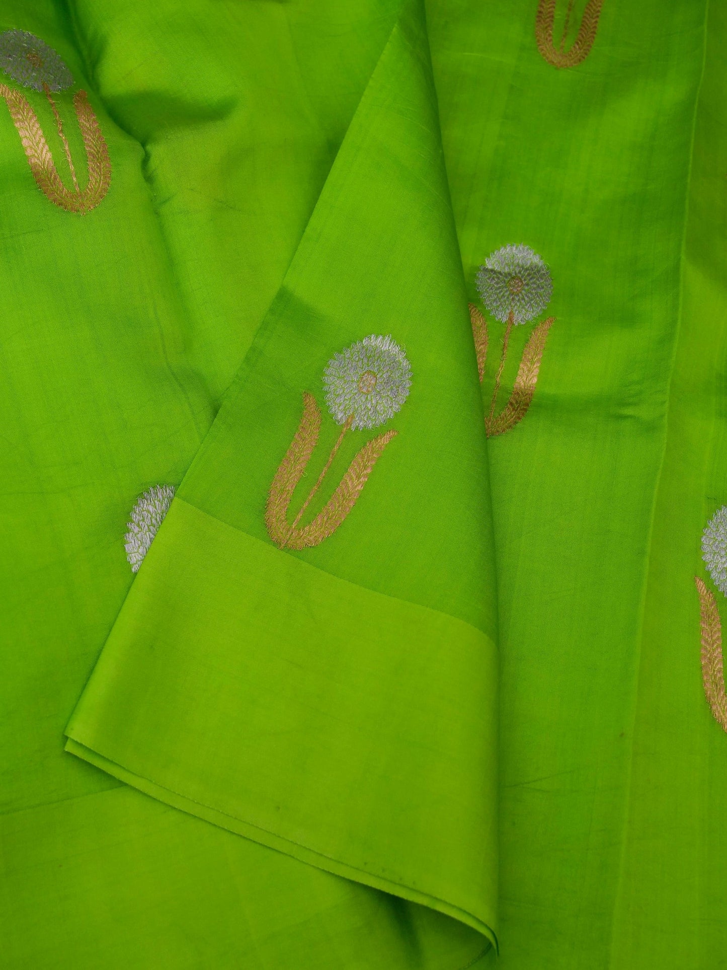 Pure Green Banarasi Mango Katan Silk Saree with Kadhwa Buti