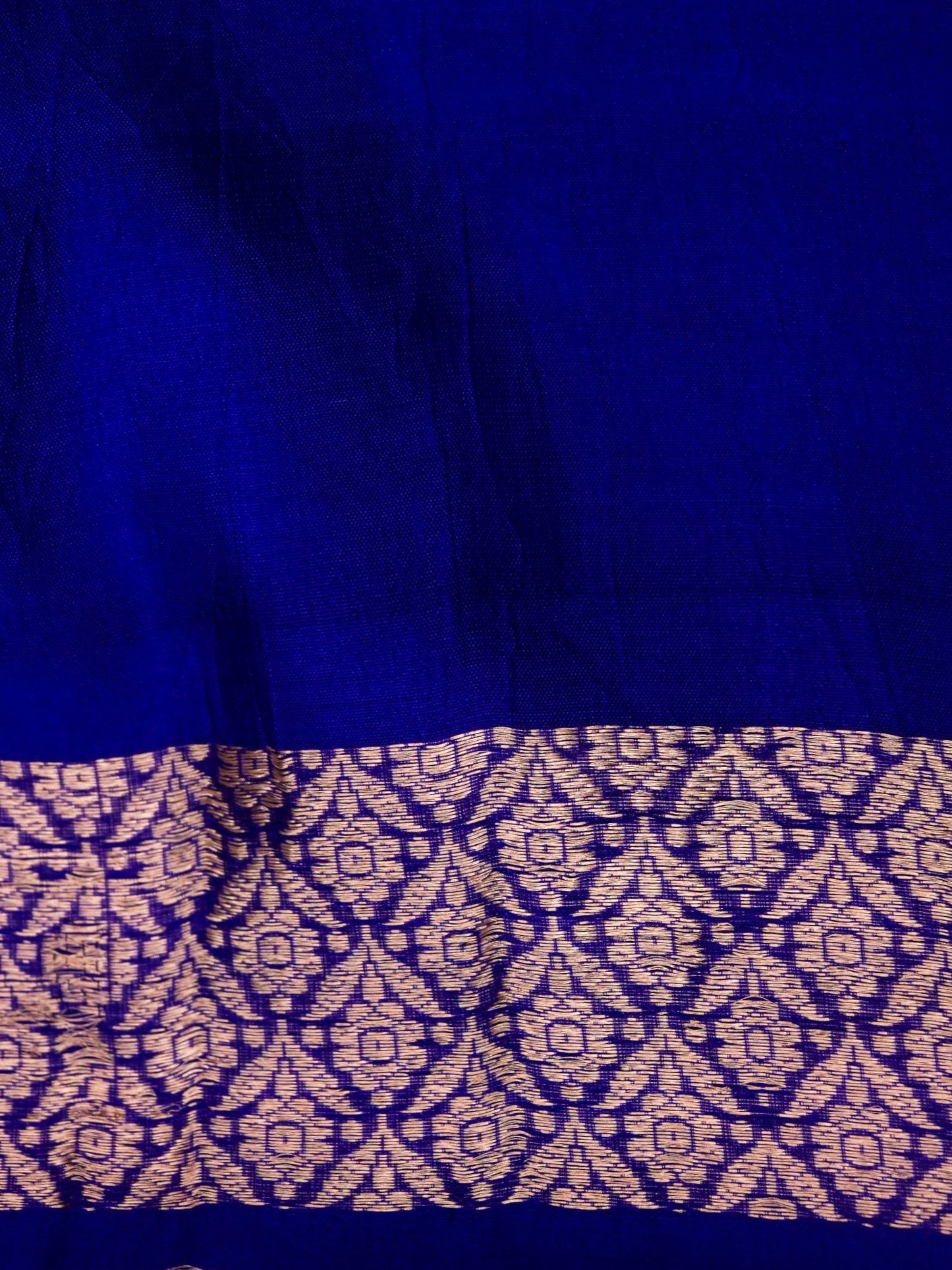 Pure Banarasi Mango Katan Silk Saree with Kadhwa Buti Work