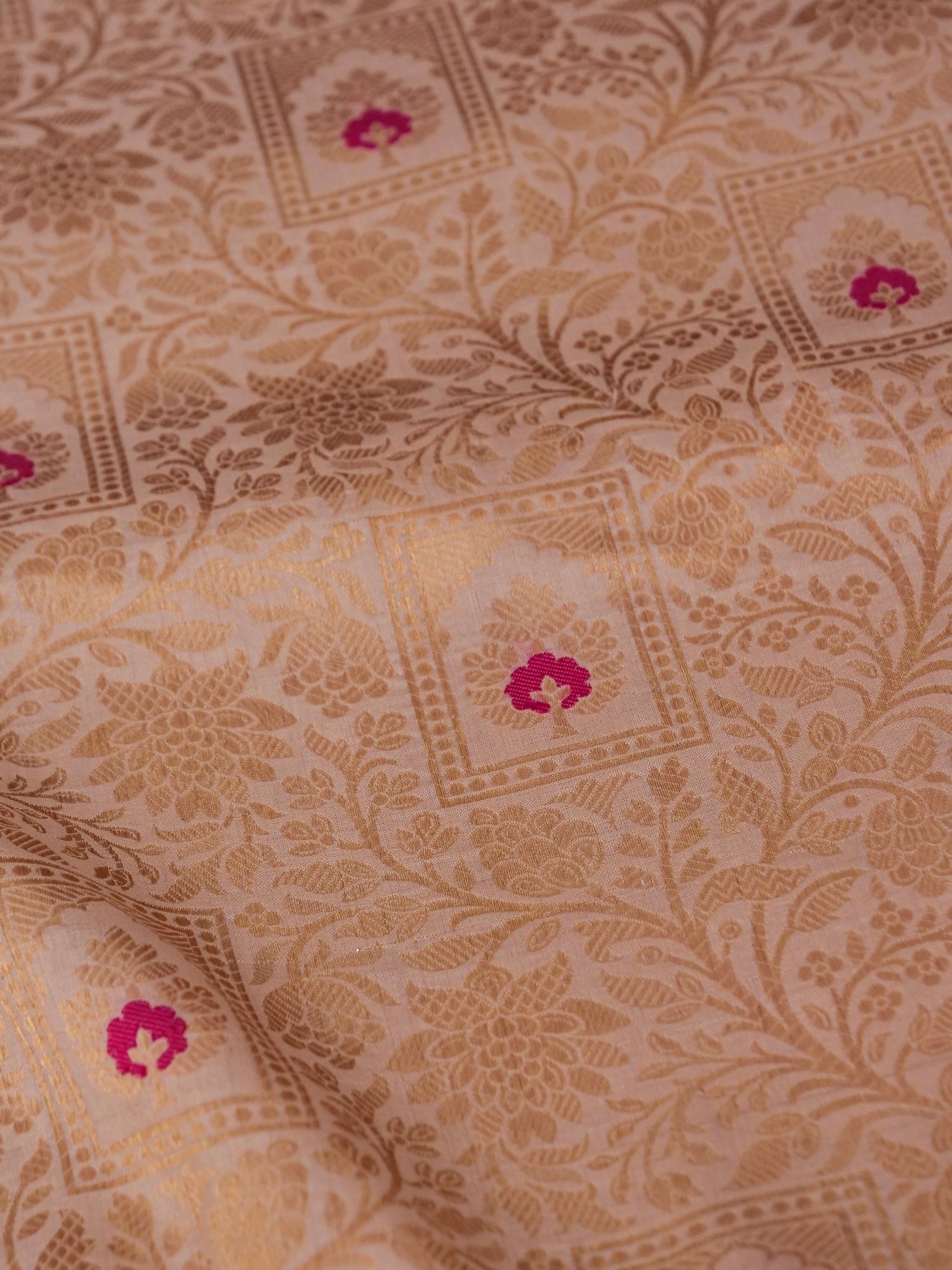 Banarasi pure katan silk Meenakari Brocade saree