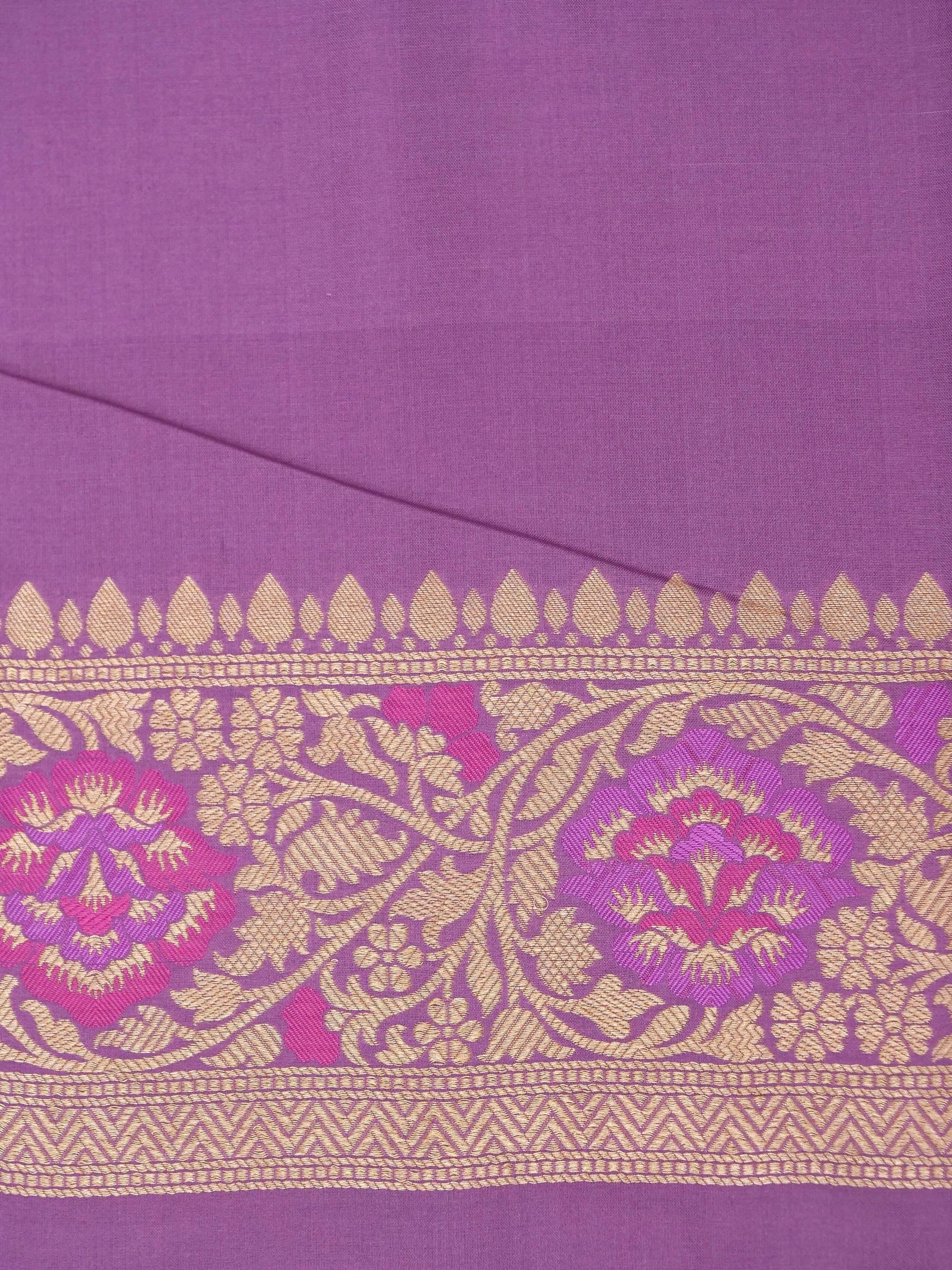 Handloom Banarasi Jangla Pure Katan Silk Saree