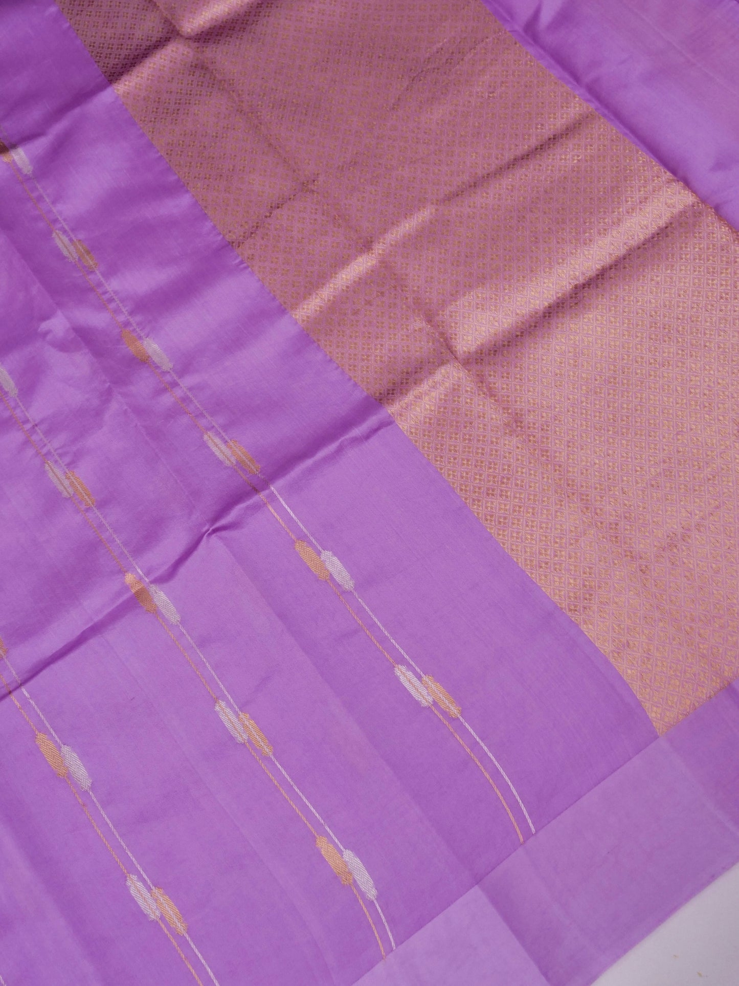 Handloom Pure Banarasi Katan Silk Saree with Mango Motif