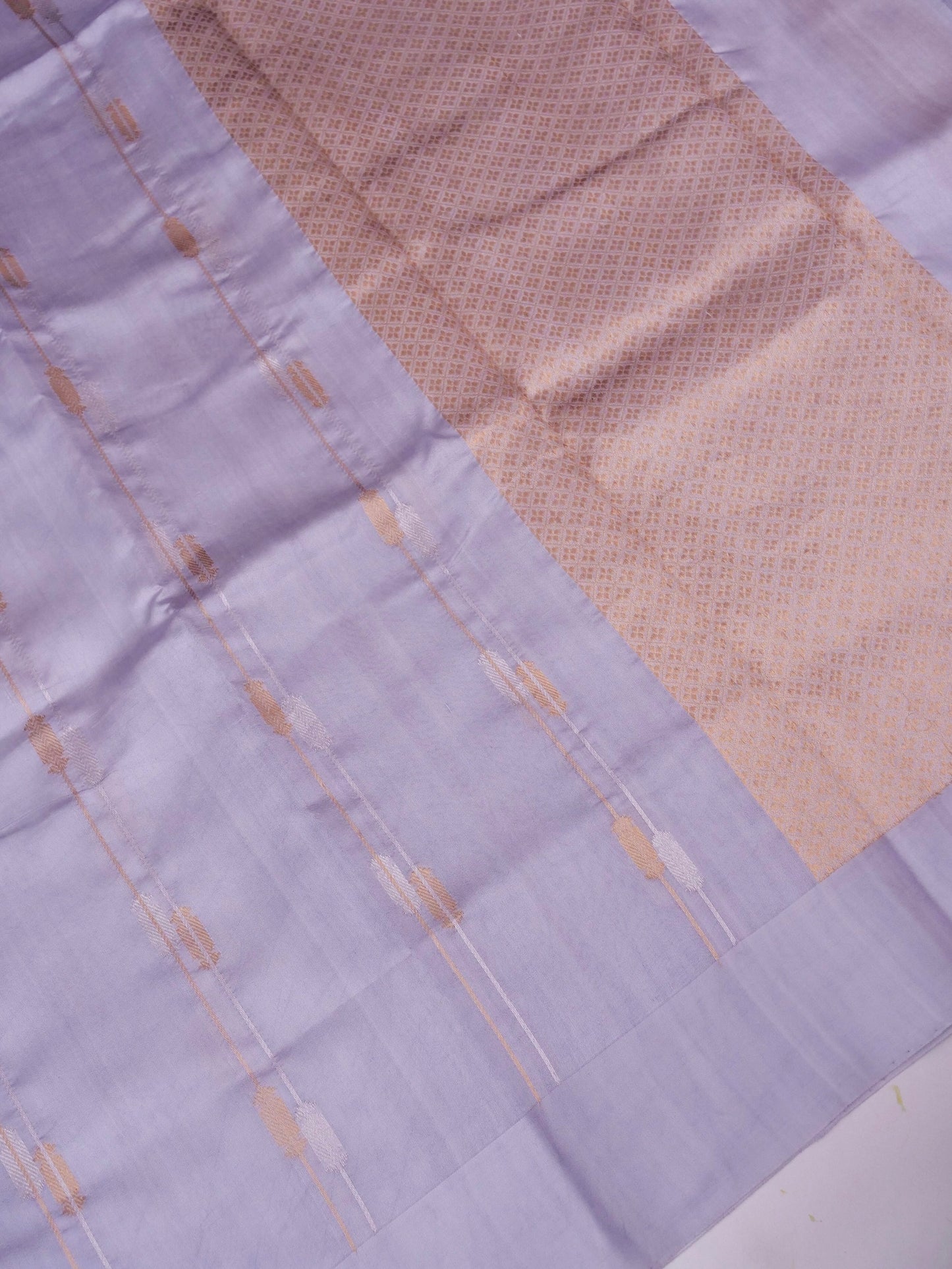 Handloom Banarasi Katan Silk Saree with Mango Motif