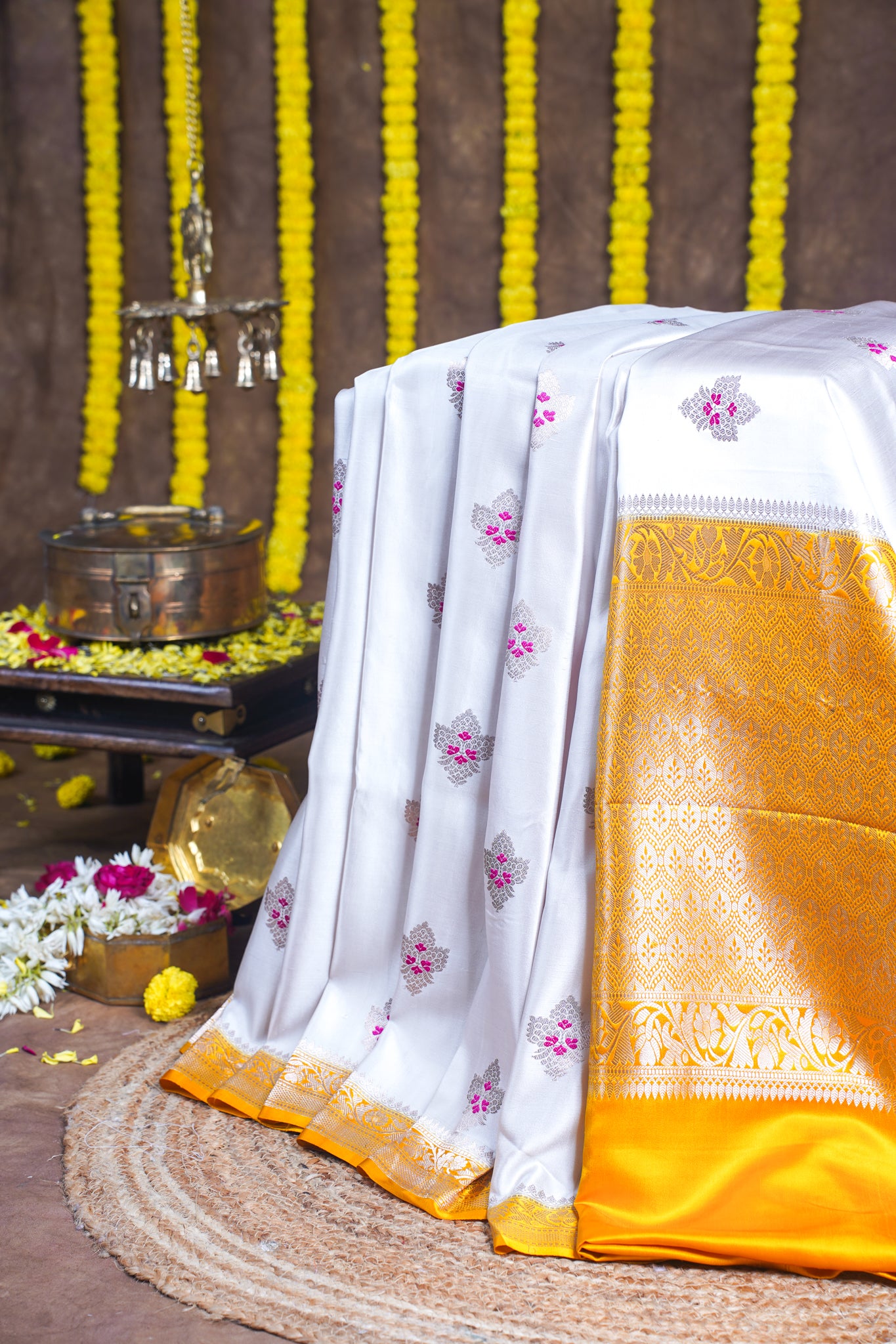 White Handloom Banarasi Mashru Katan silk saree