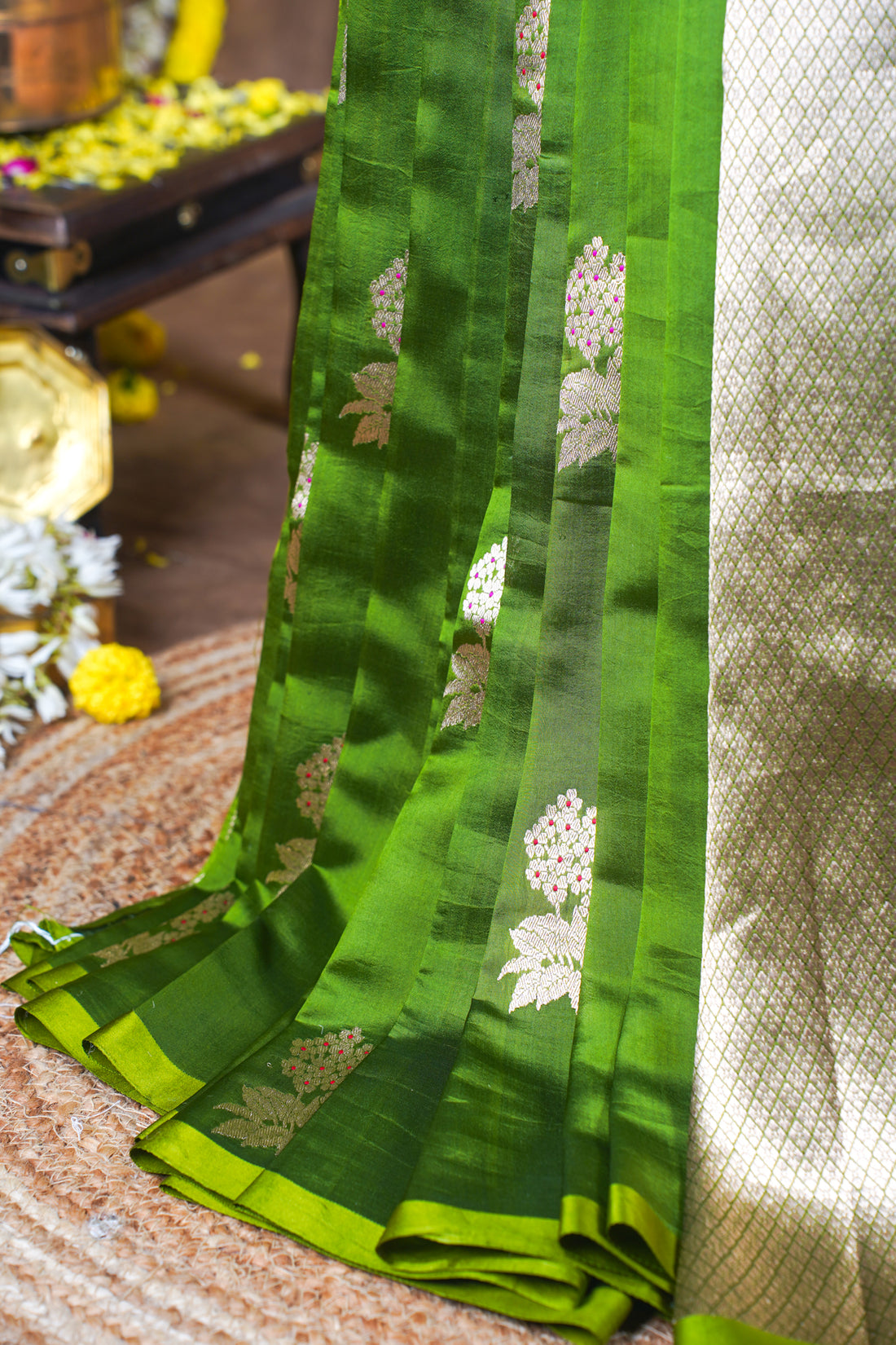 Parrot Green Handloom Pure Mango Katan Silk Saree