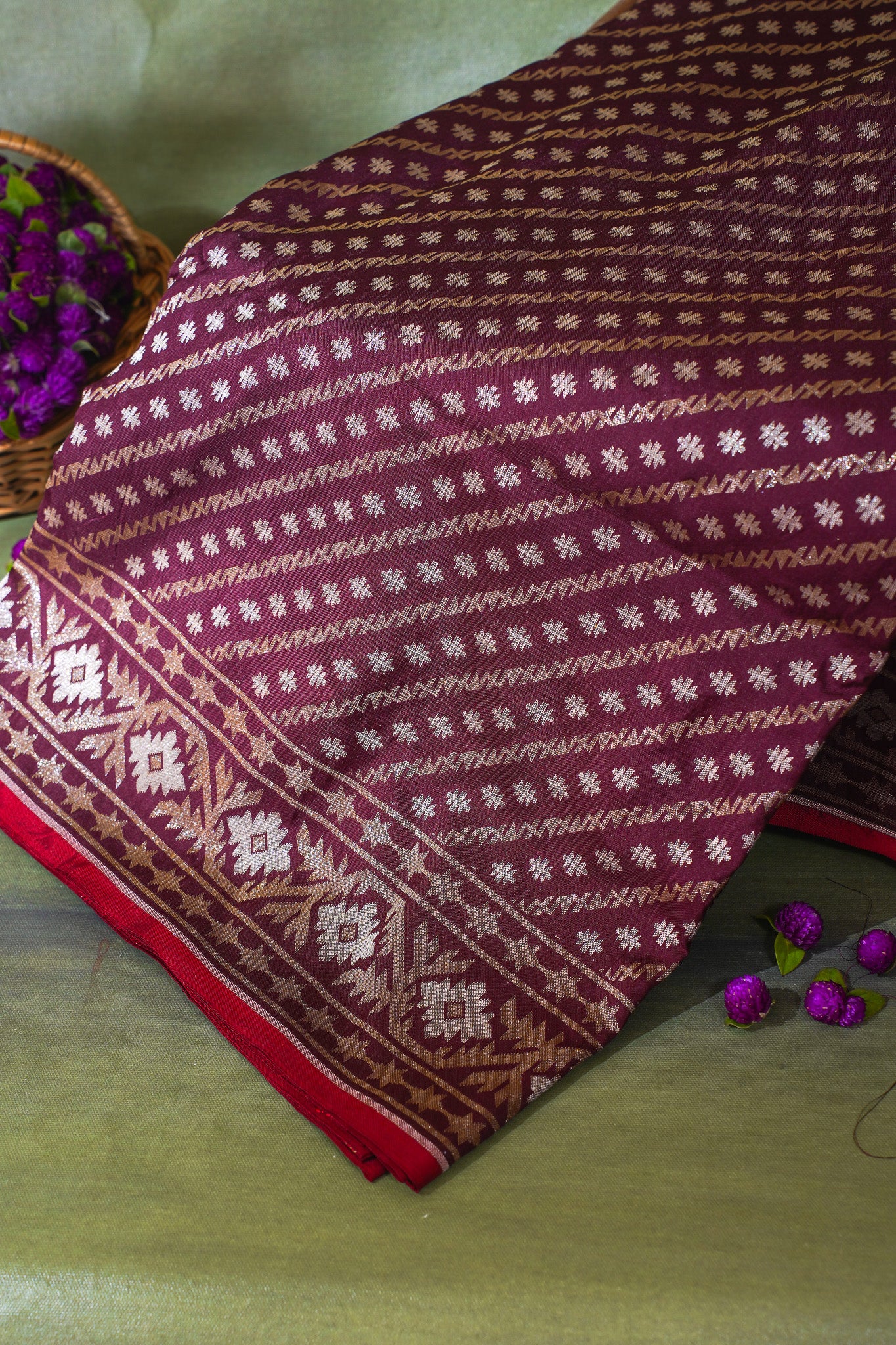 Maroon Pure Ektara Jamdani Handwoven Saree