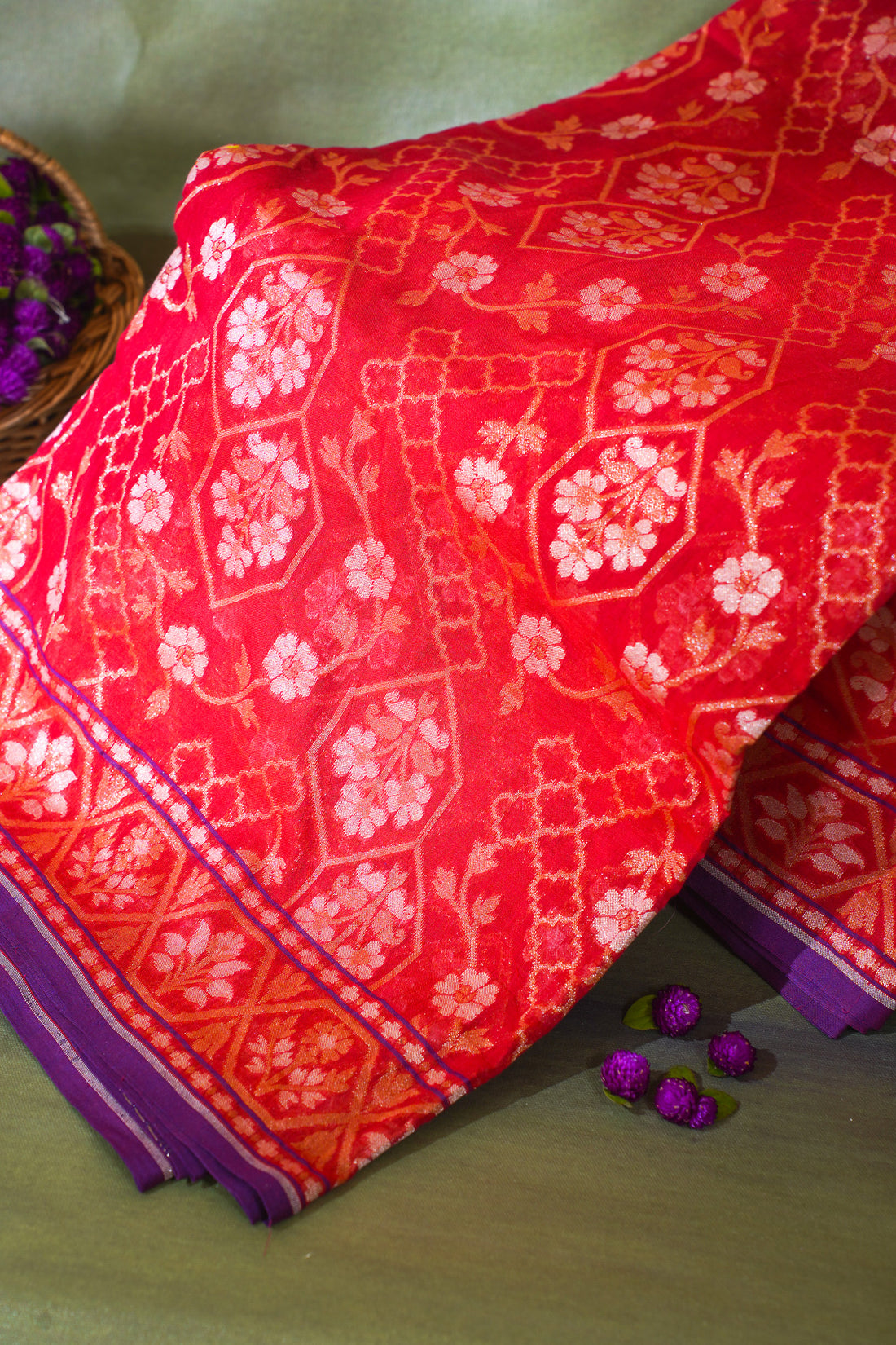 Red Pure Ektara Jamdani Handwoven Saree