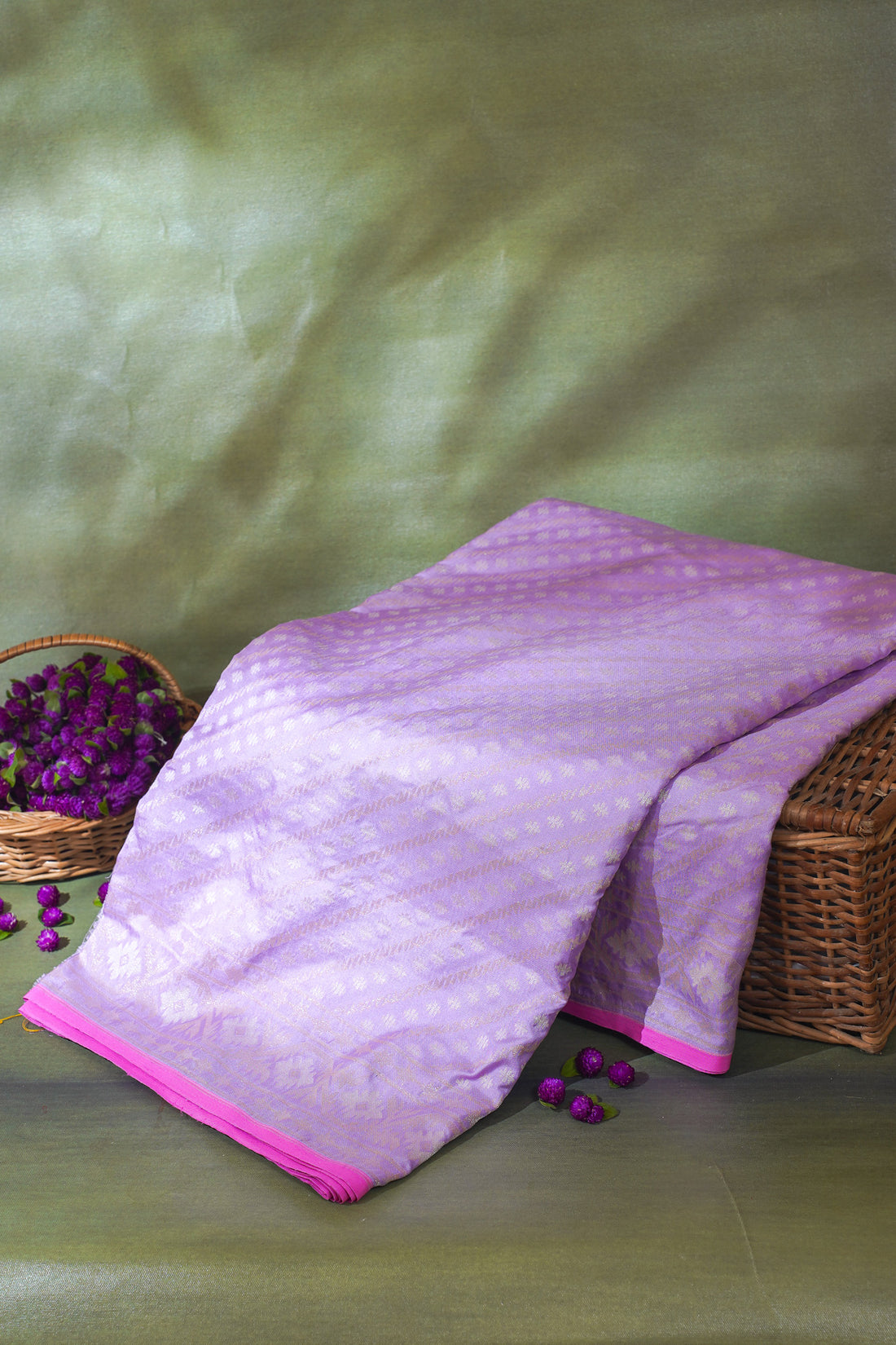 Lavender Pure Ektara Jamdani Handwoven Saree