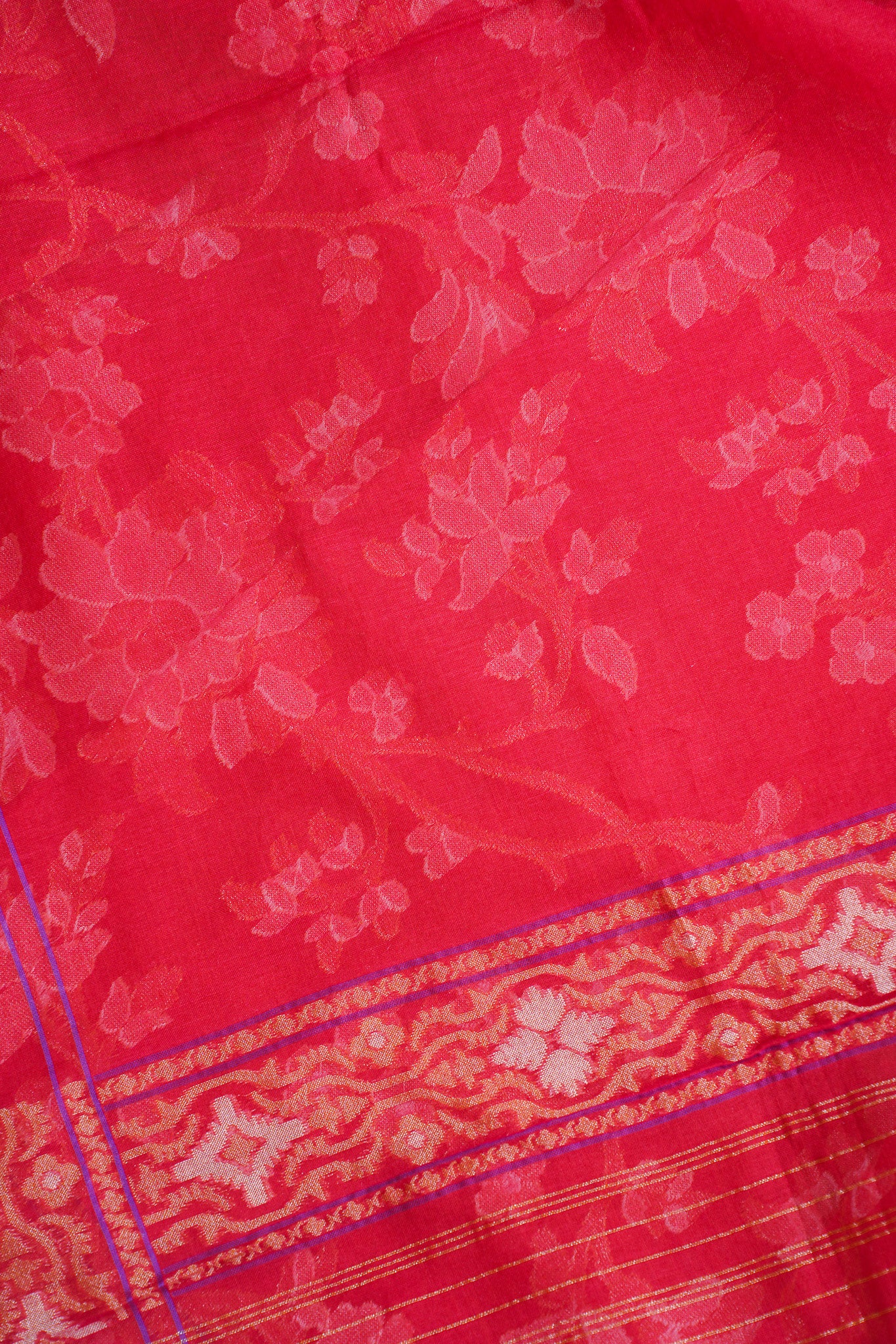Bright Red Pure Cotton Jamdani Handwoven Saree