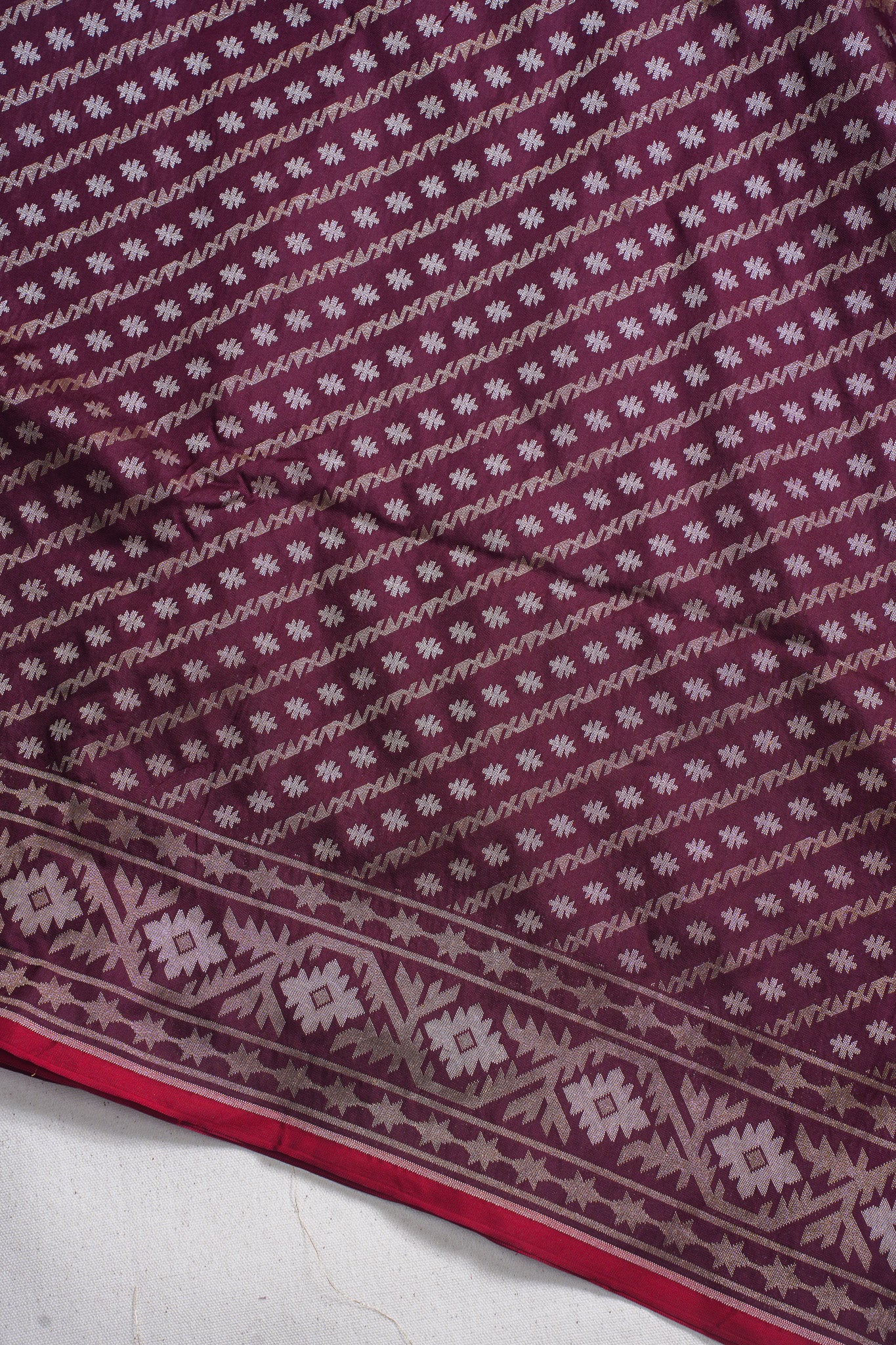 Maroon Pure Ektara Jamdani Handwoven Saree