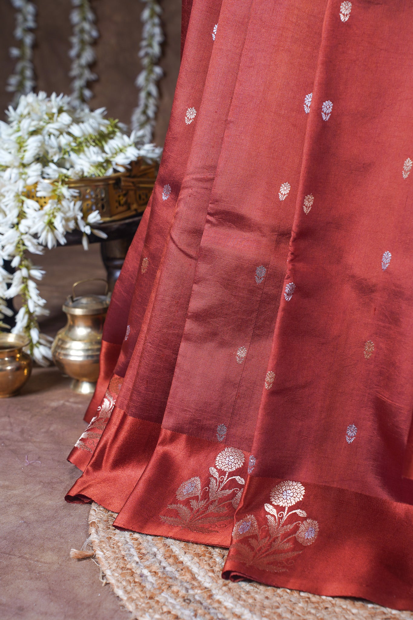 Wine Maroon Handloom Pure Silk Banarasi Saree