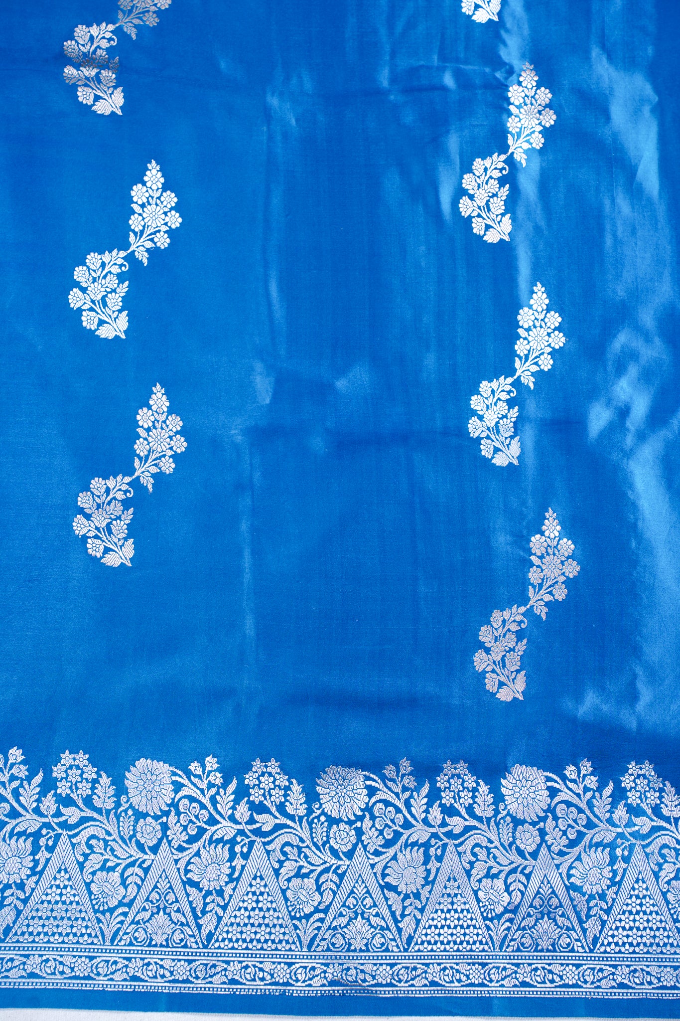 Royal Blue Handloom Banarasi Pure Mashru Silk Saree