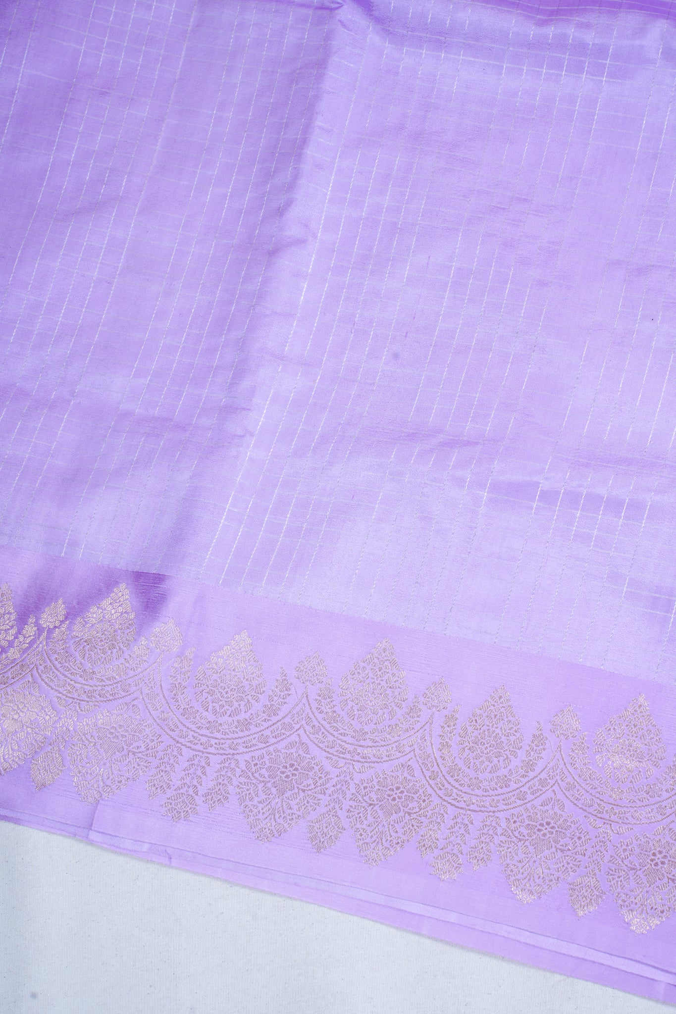 Lavender Pure Raw Mango Silk Handwoven Saree