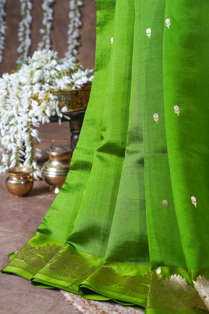 Emerald Green Handloom Pure Silk Banarasi Saree