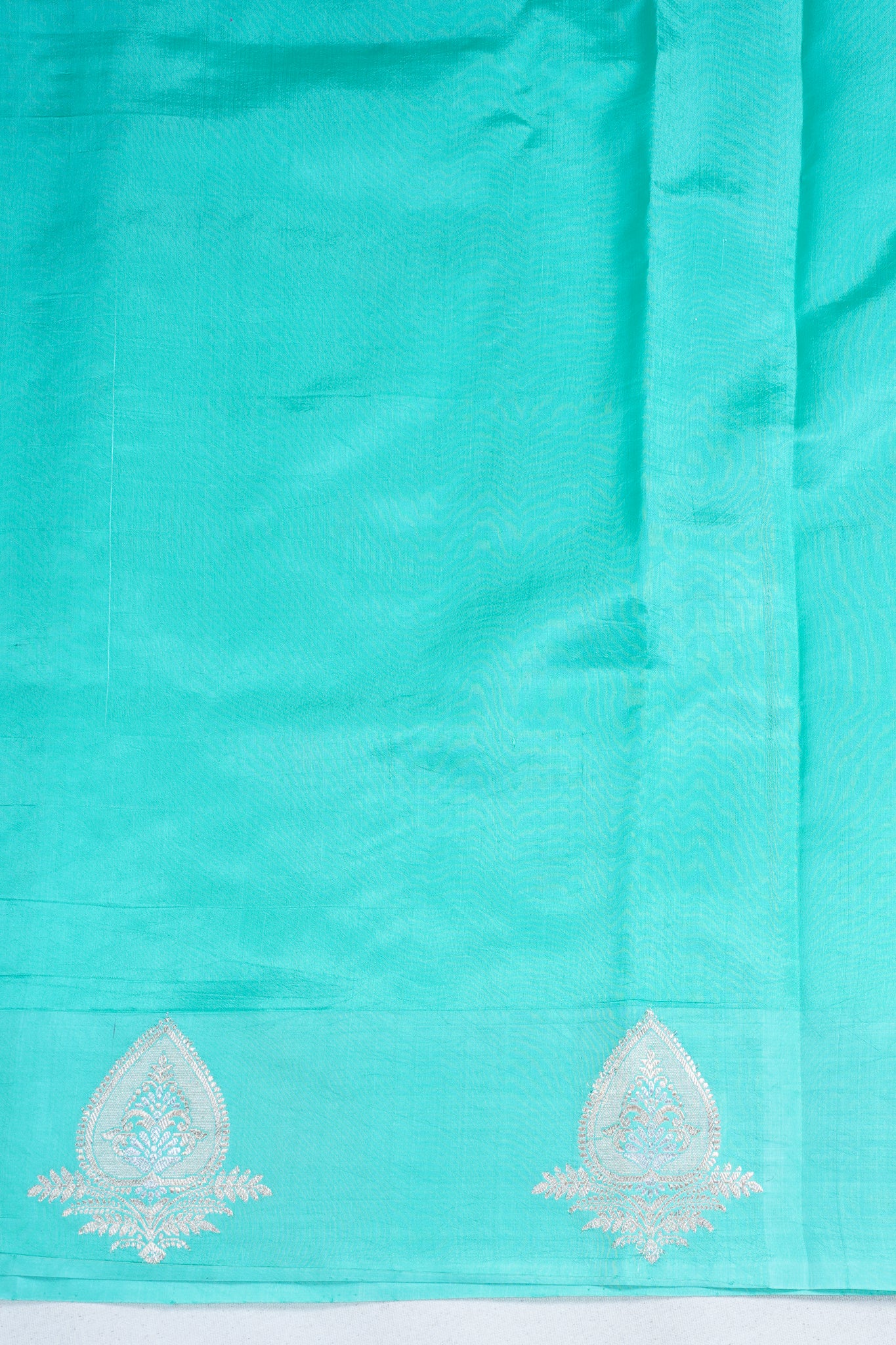Aqua Green Pure Raw Mango Silk Handwoven Saree