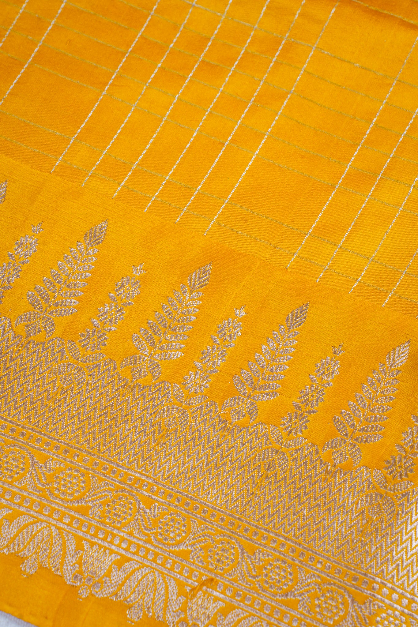 Golden Yellow Mango Silk Handwoven Saree