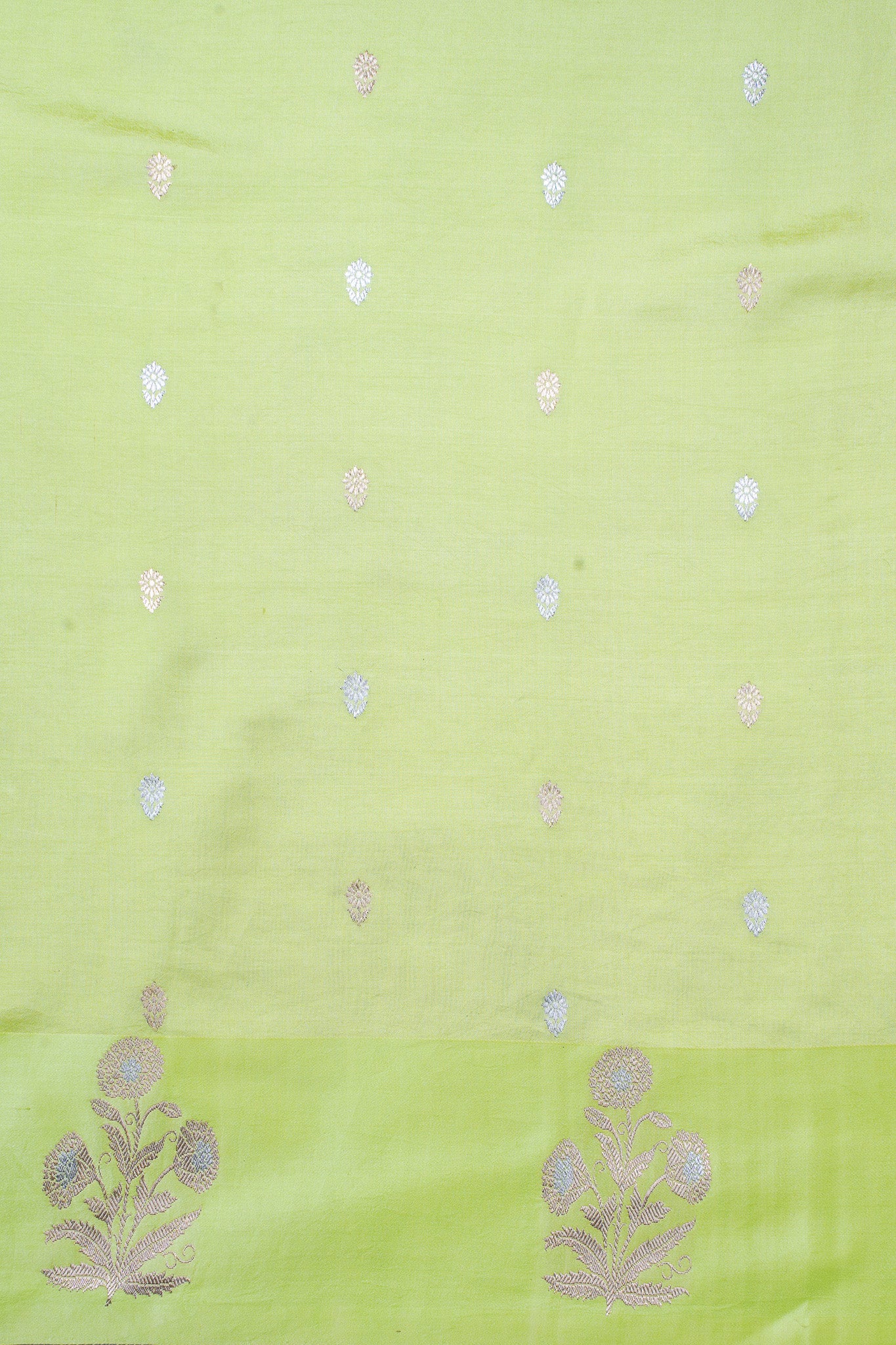 Light Pista Green Handloom Pure Silk Banarasi Saree