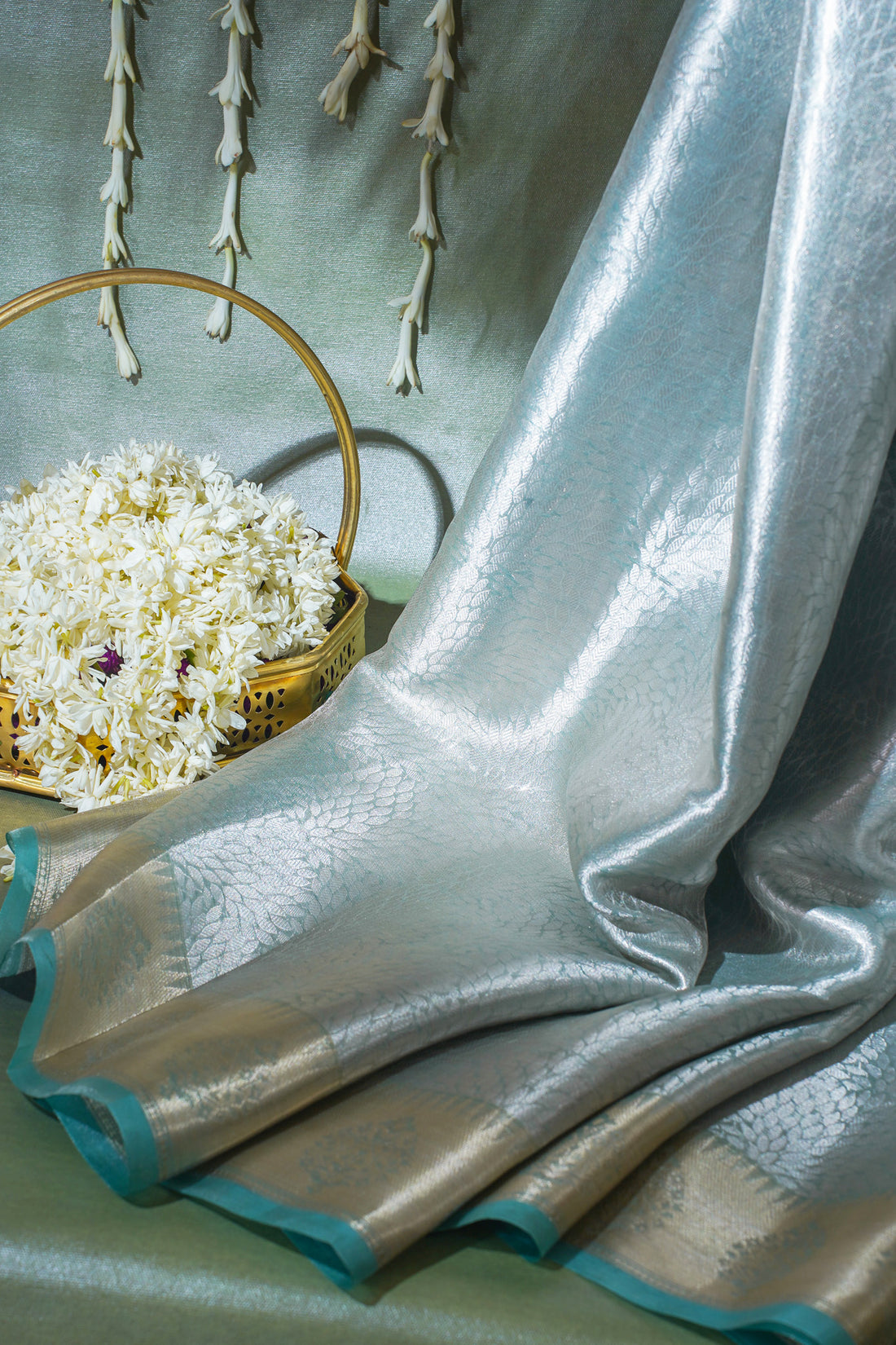 Pure Tissue Molten Gold Handwoven Saree with Sea Green Border &amp; Pallu