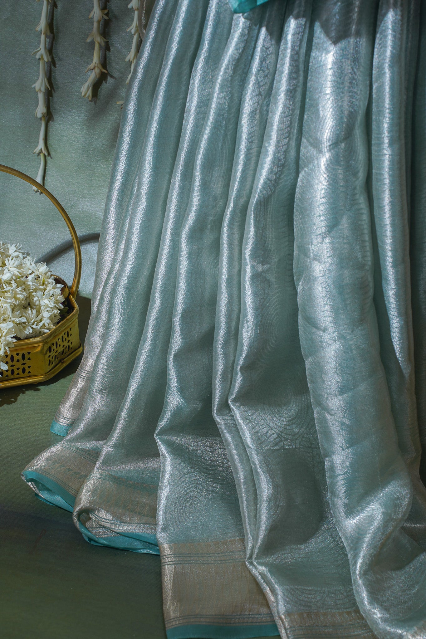 Pure Tissue Molten Gold Handwoven Saree with Teal Border &amp; Pallu