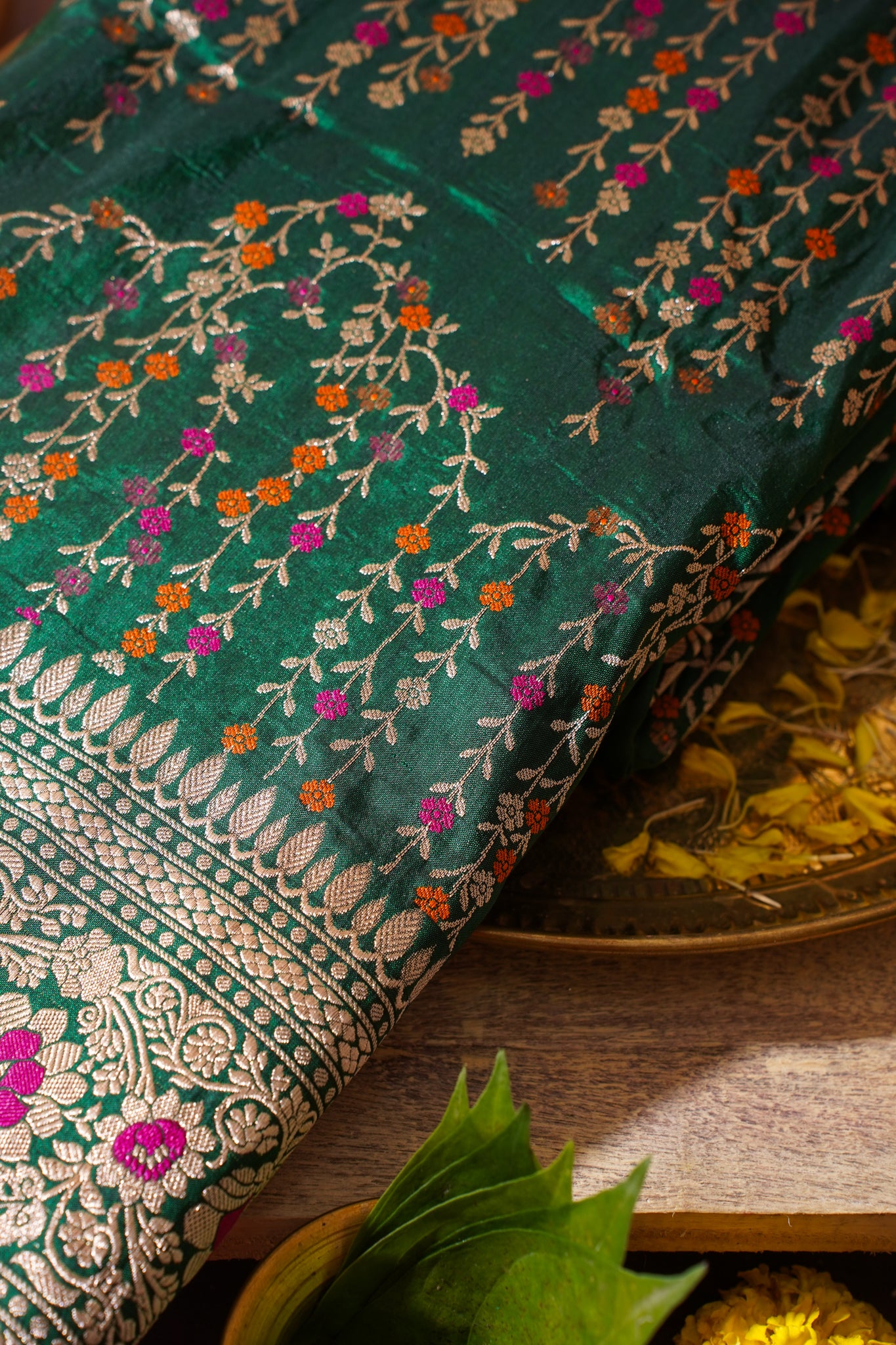 Emerald Green Banarasi Pure Katan Silk Minakari Jaal Saree