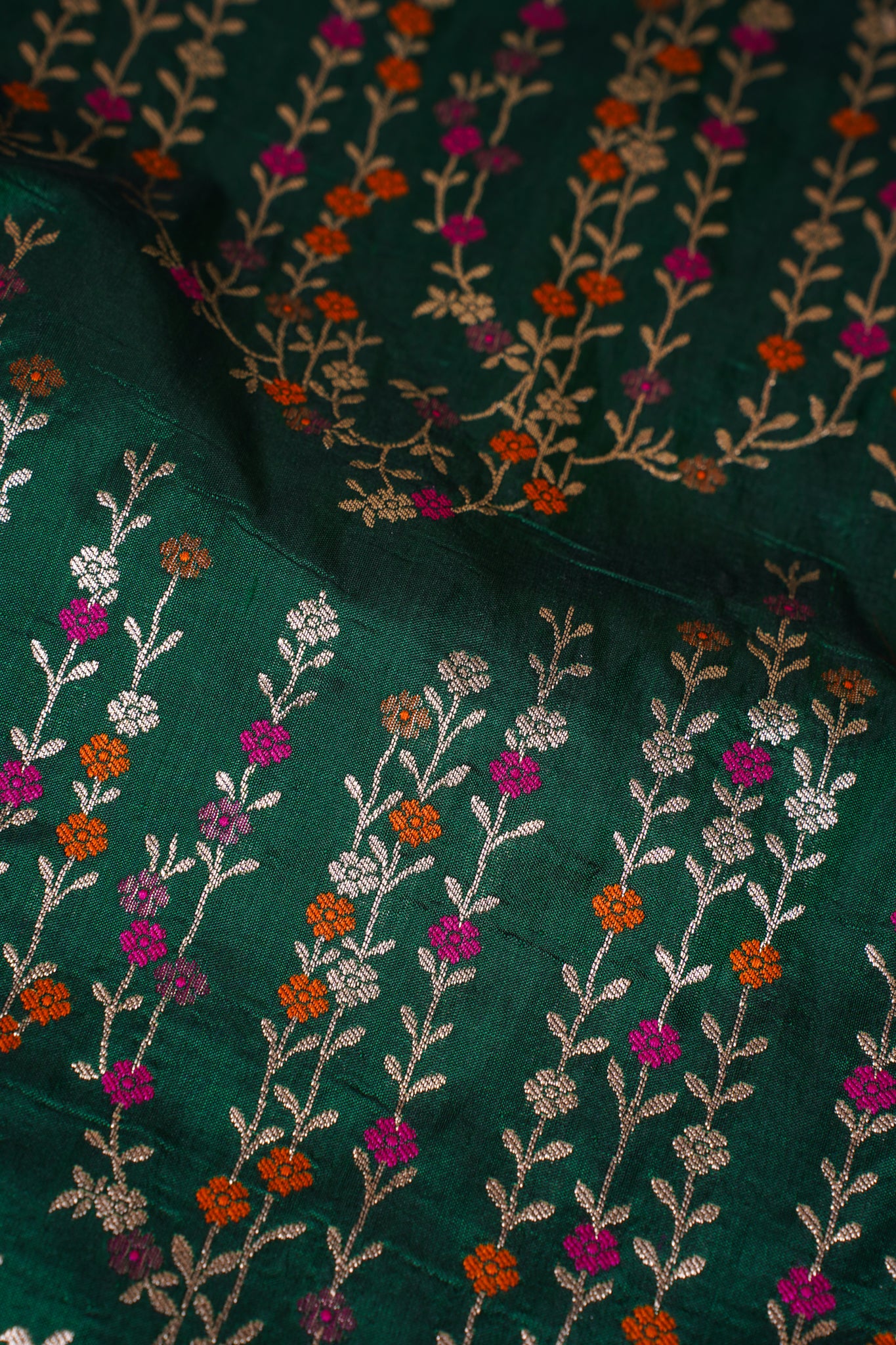 Emerald Green Banarasi Pure Katan Silk Minakari Jaal Saree